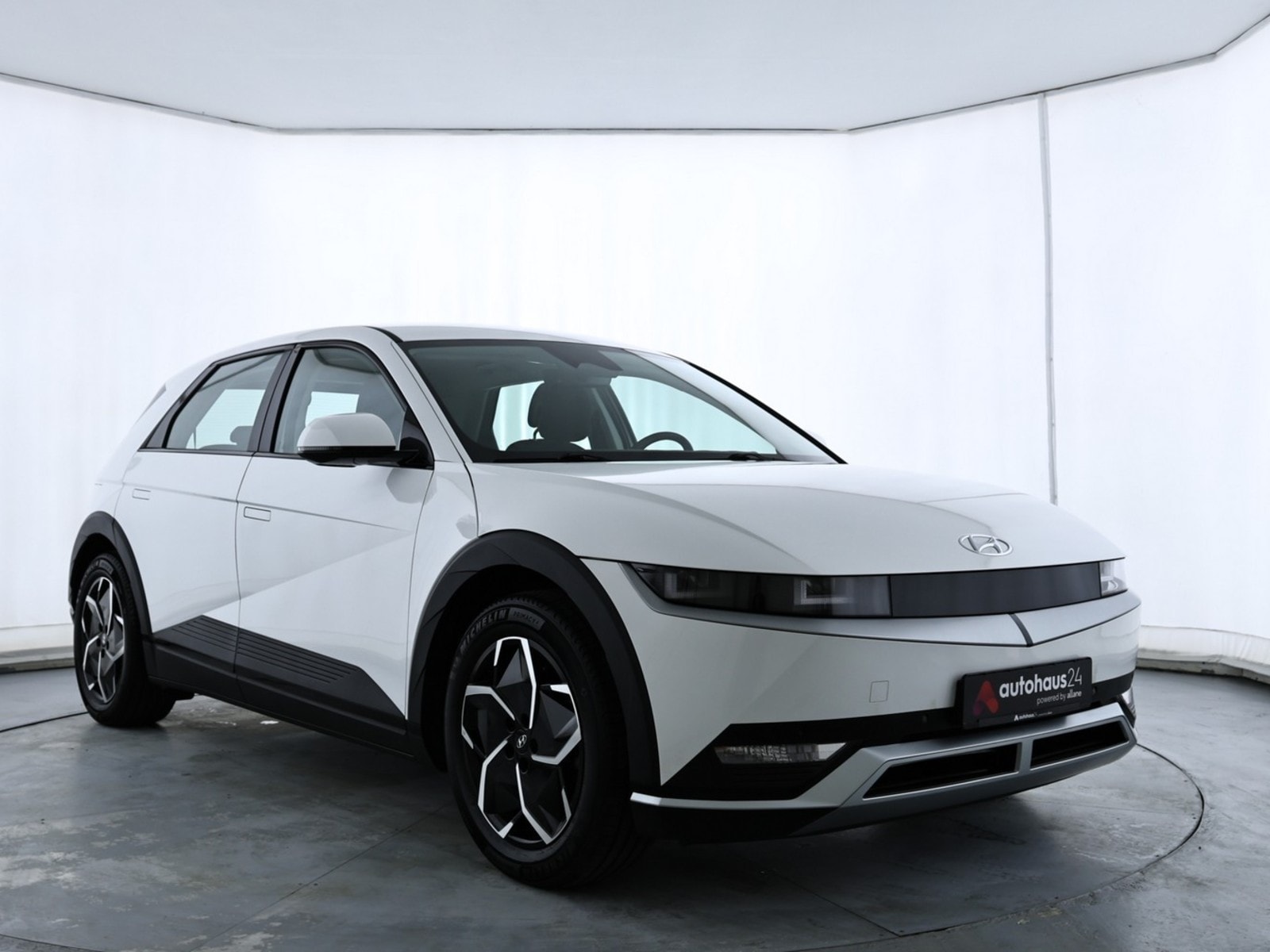 Hyundai IONIQ 5 Limousine HYUNDAI IONIQ 5 77,4 kWh Heckantrieb Sports Utility Vehicle #1