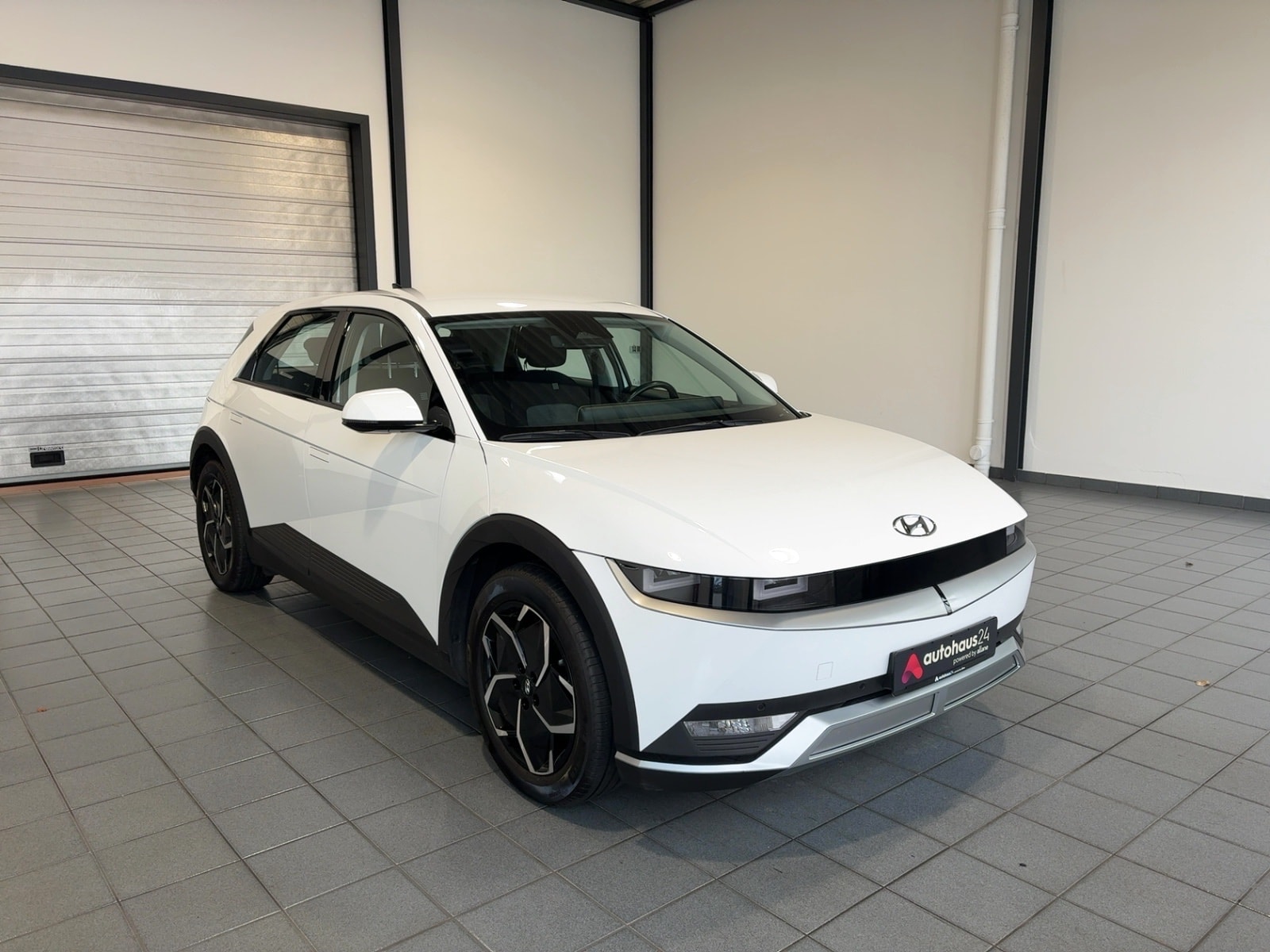 Hyundai IONIQ 5 Limousine HYUNDAI IONIQ 5 58 kWh Heckantrieb Sports Utility Vehicle #1