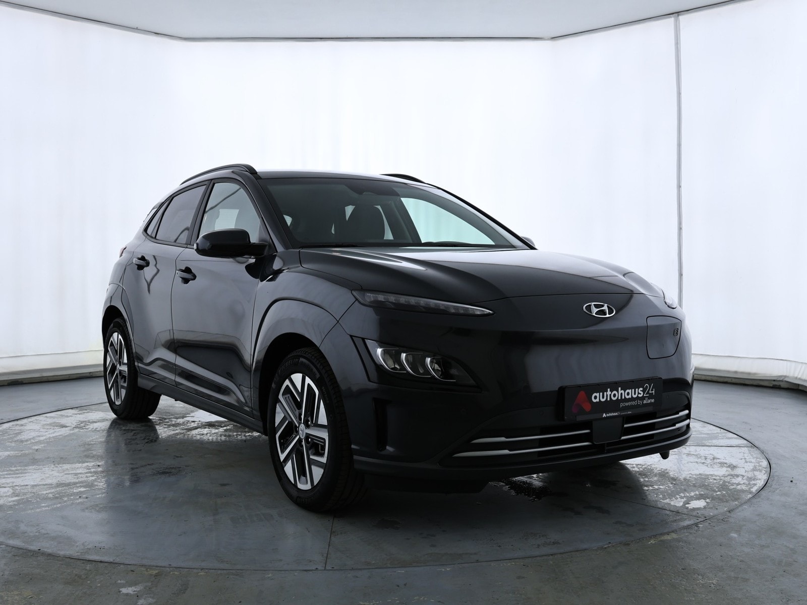 Hyundai Kona SUV / Crossover / Geländewagen HYUNDAI Kona ELEKTRO 100kW Advantage-Paket Sports Utility Vehicle #1