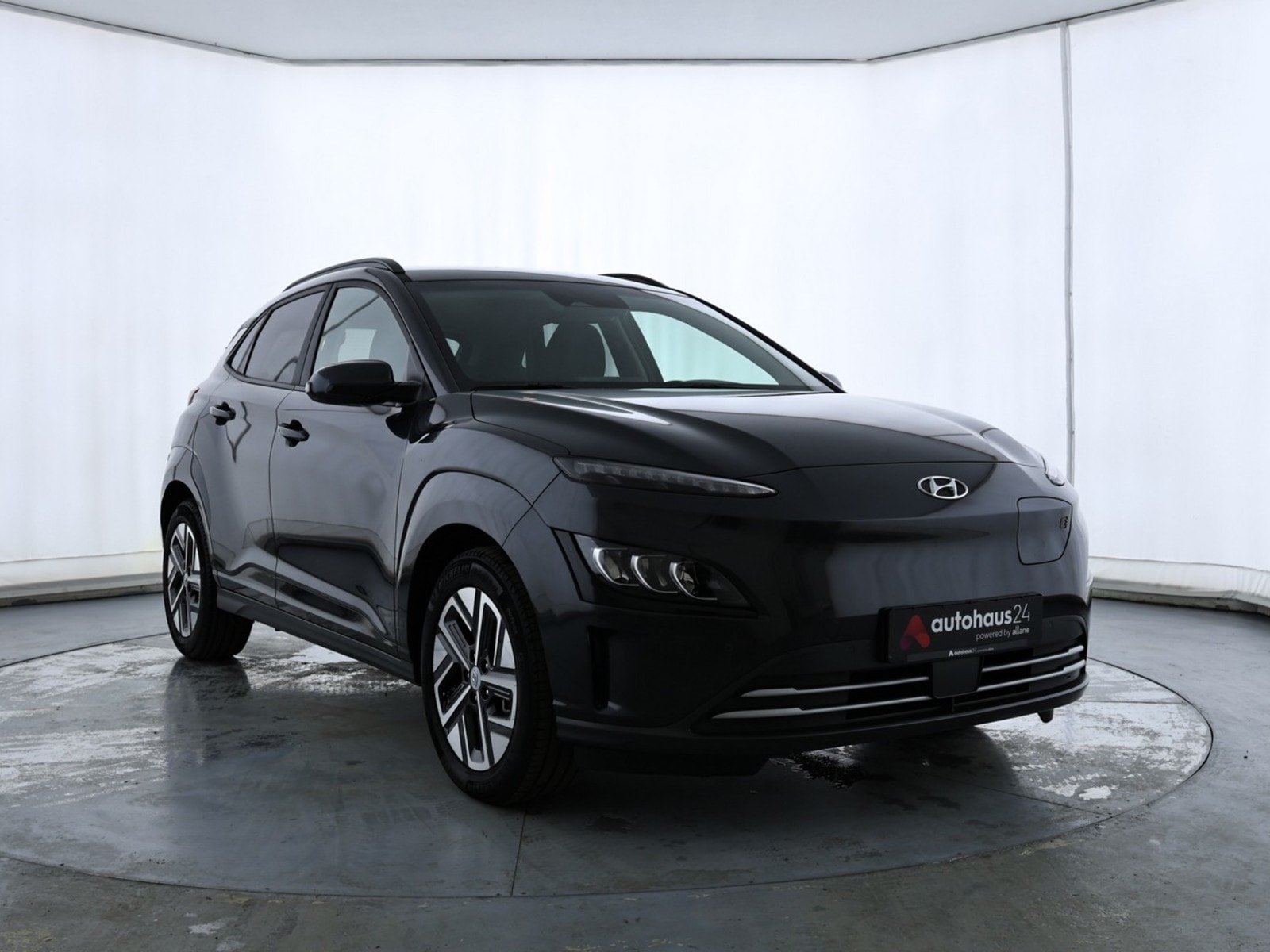 Hyundai Kona SUV / Crossover / Geländewagen HYUNDAI Kona ELEKTRO 100kW Advantage-Paket Sports Utility Vehicle #1