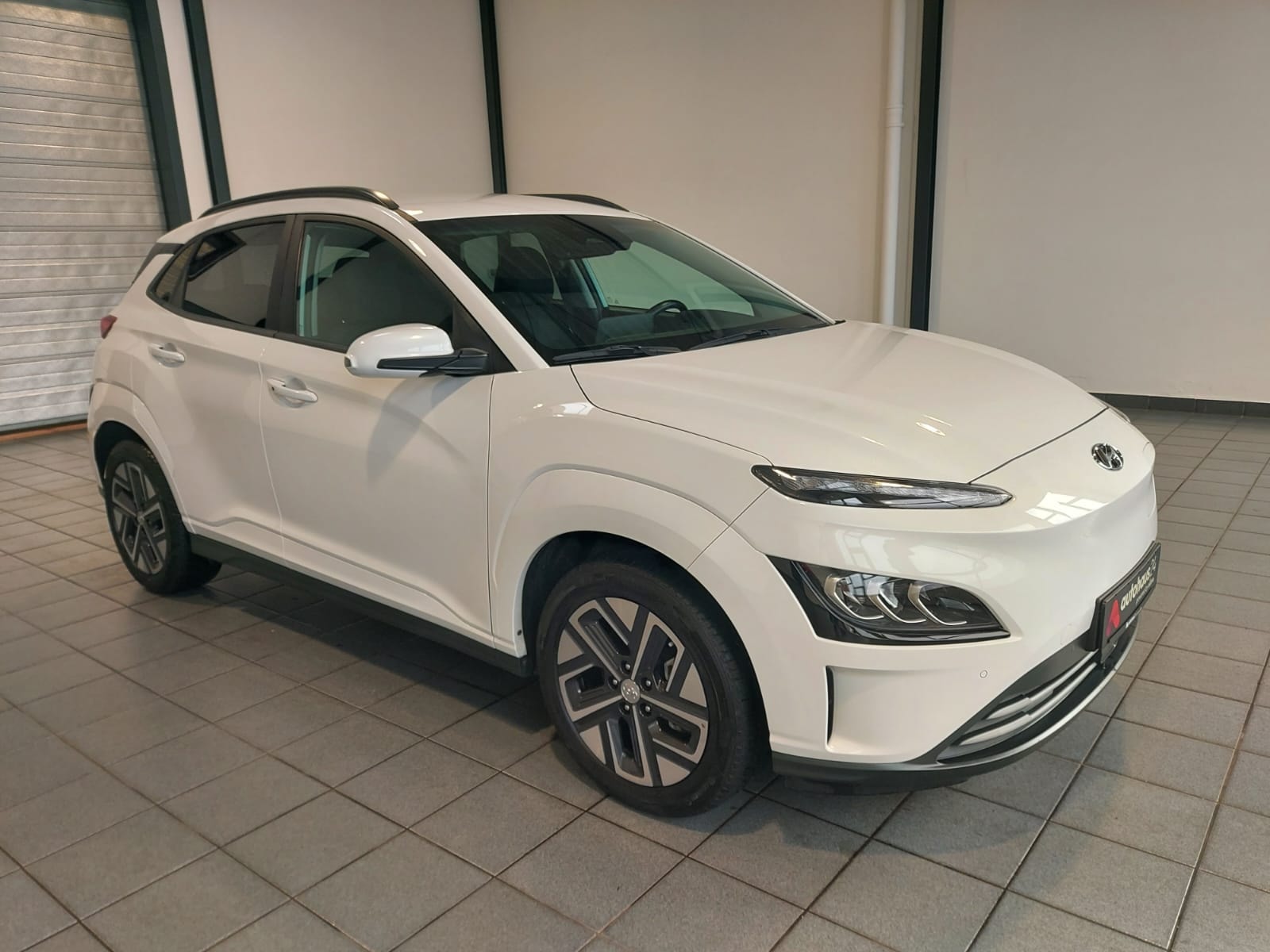 Hyundai Kona SUV / Crossover / Geländewagen HYUNDAI Kona ELEKTRO 100kW Advantage-Paket Sports Utility Vehicle #1
