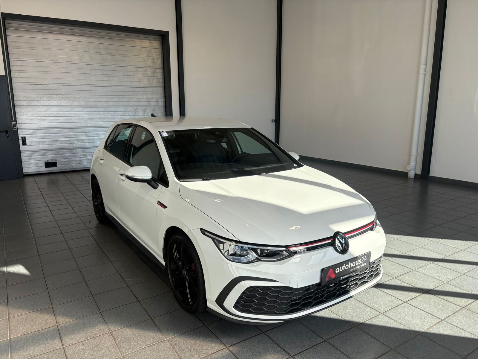 Volkswagen Golf Limousine VOLKSWAGEN Golf 2.0 TSI OPF GTI Schräghecklimousine #1