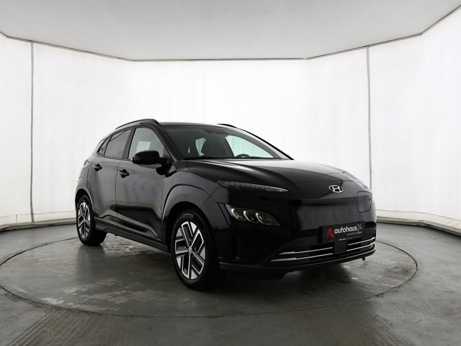 Hyundai Kona SUV / Crossover / Geländewagen HYUNDAI Kona ELEKTRO 100kW Advantage-Paket Sports Utility Vehicle #1