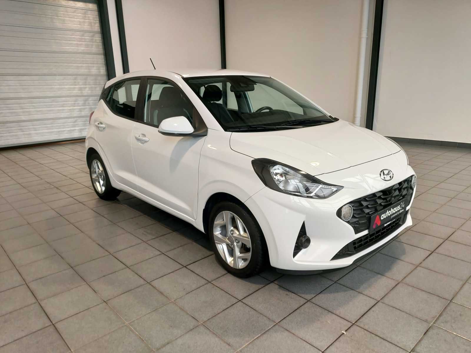 Hyundai i10 Schräghecklimousine HYUNDAI i10 1.0 Trend Schräghecklimousine #1