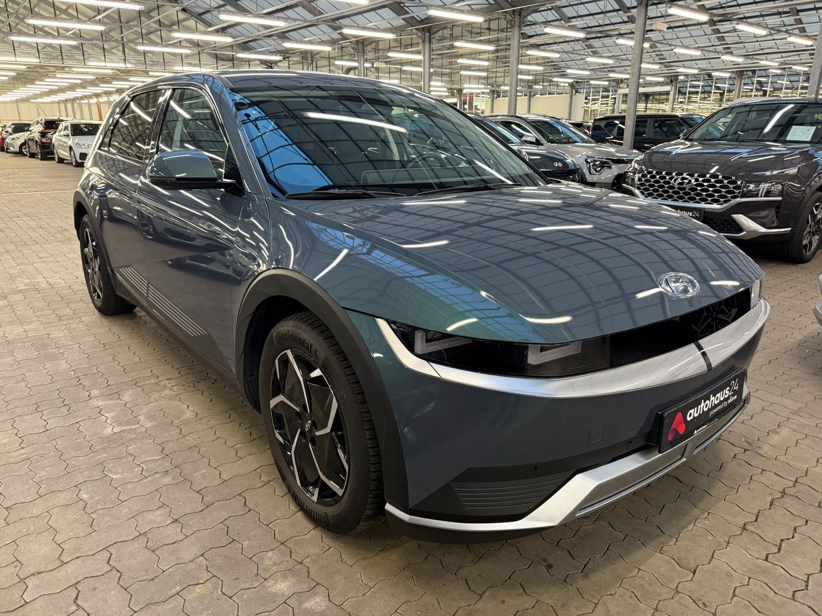 Hyundai IONIQ 5 Limousine HYUNDAI IONIQ 5 77,4 kWh Allradantrieb Sports Utility Vehicle #1