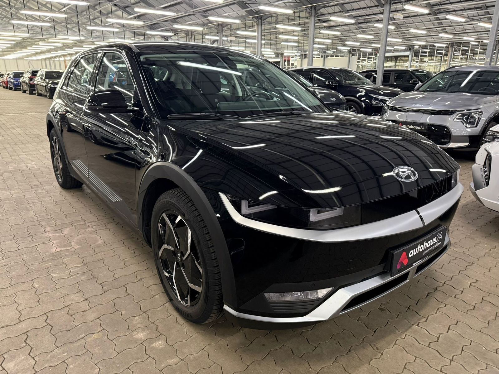 Hyundai IONIQ 5 Limousine HYUNDAI IONIQ 5 58 kWh Heckantrieb Sports Utility Vehicle #1