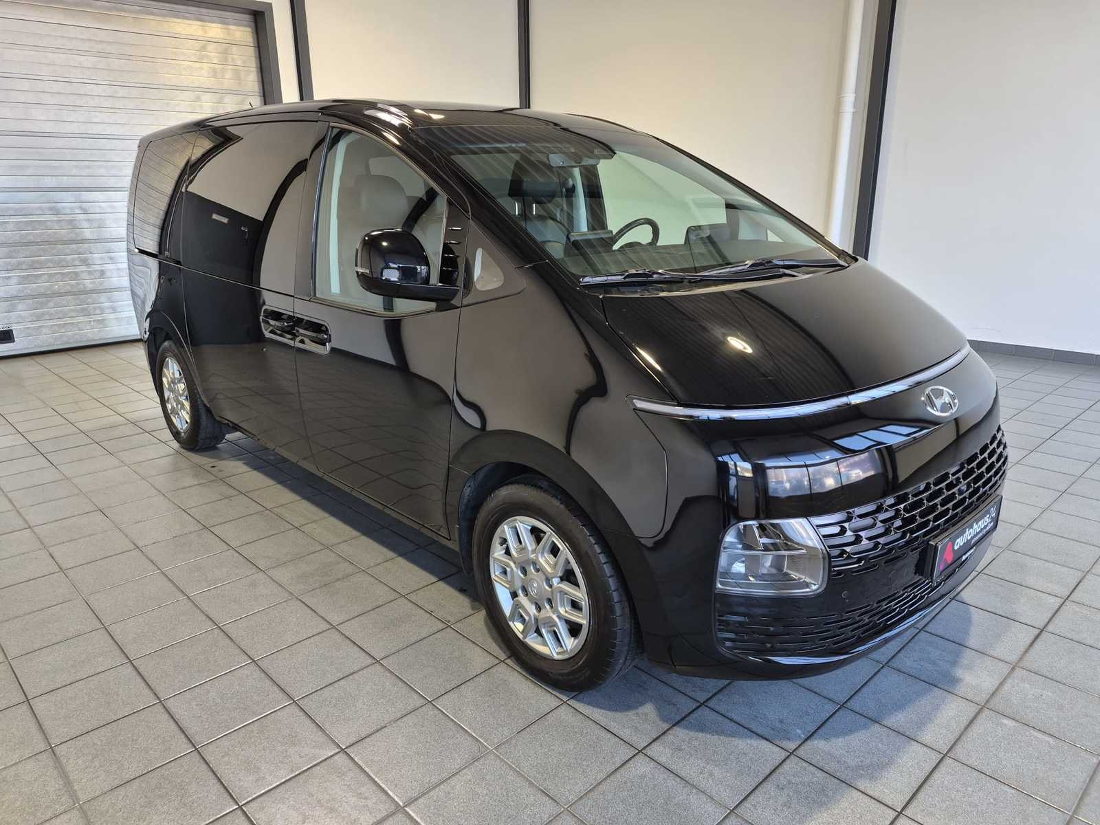 Hyundai Staria Kleinbus / Van HYUNDAI Staria 2.2 CRDi Trend 9-Sitzer Automatik 2WD Van #1