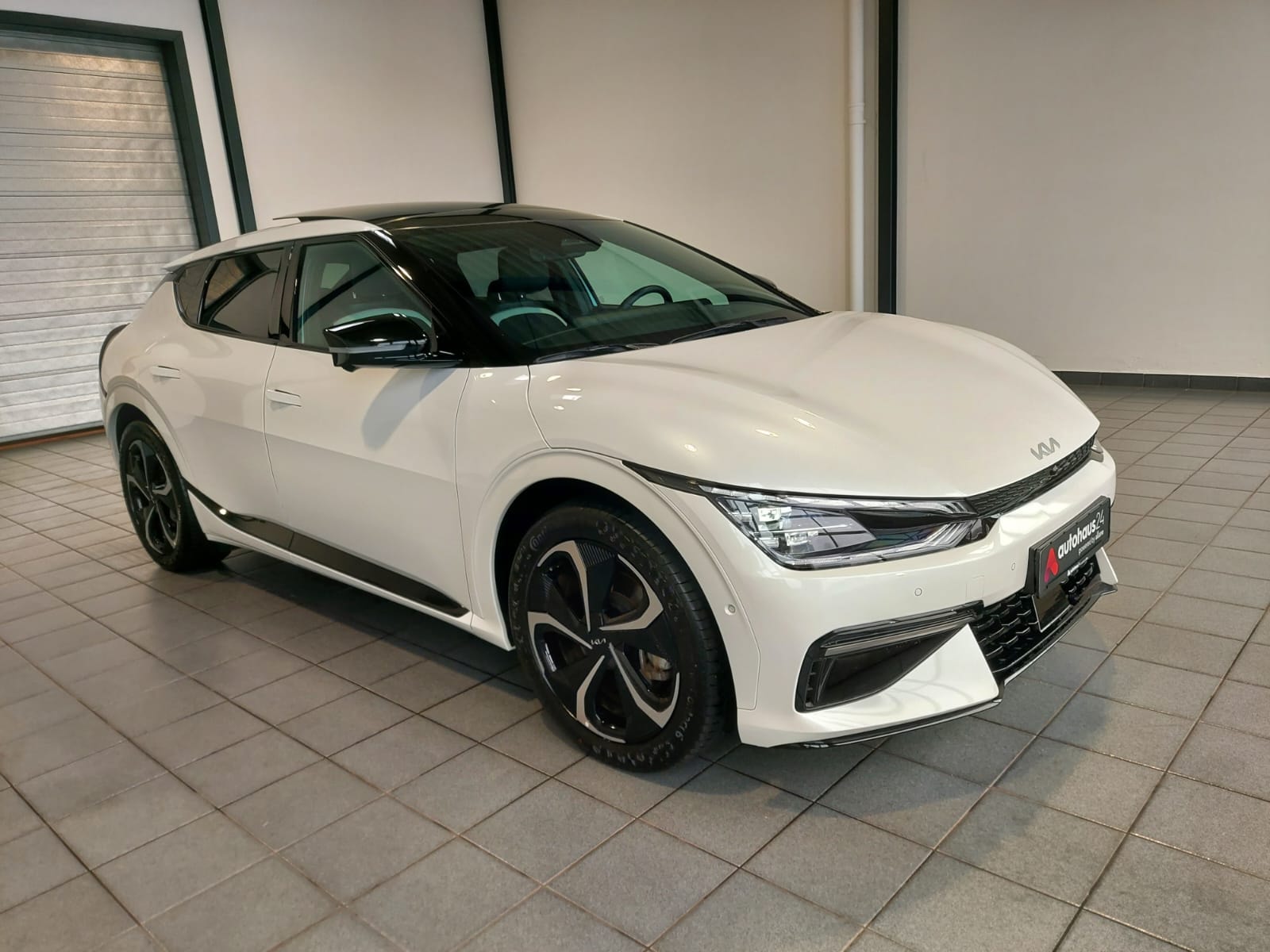 Kia EV6 SUV / Crossover / Geländewagen KIA EV6 77,4 kWh 168 kW Heckantrieb GT-line Sports Utility Vehicle #1