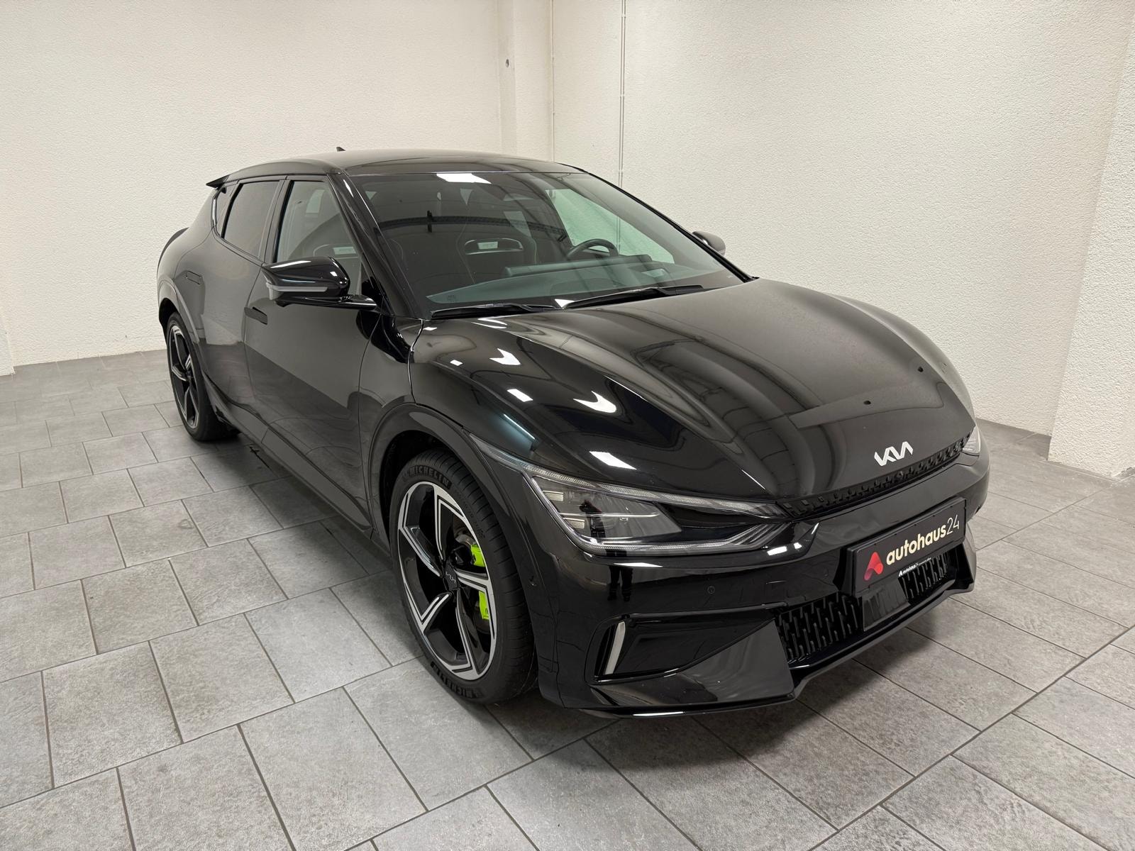 Kia EV6 SUV / Crossover / Geländewagen KIA EV6 77,4 kWh 430 kW Allradantrieb GT Sports Utility Vehicle #1