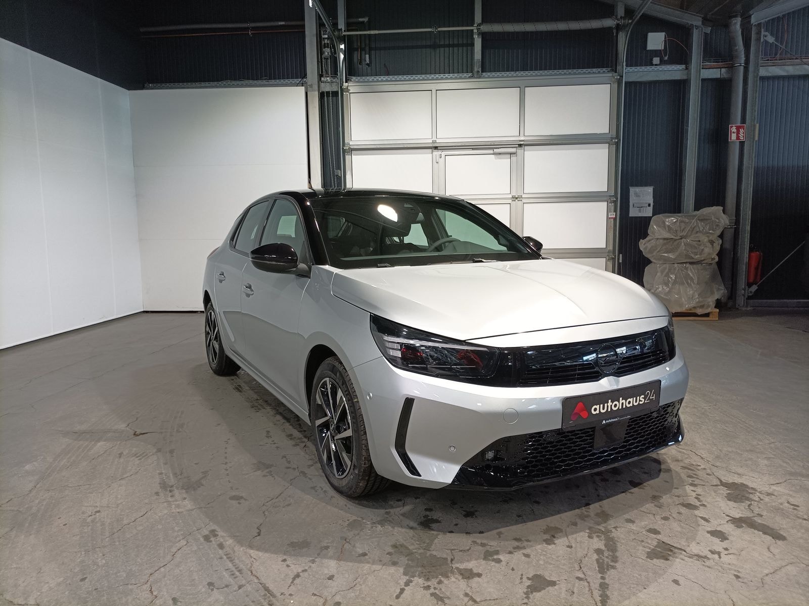 Opel Corsa Schräghecklimousine OPEL Corsa 1.2 Direct Injection Turbo 74kW GS Schräghecklimousine #1