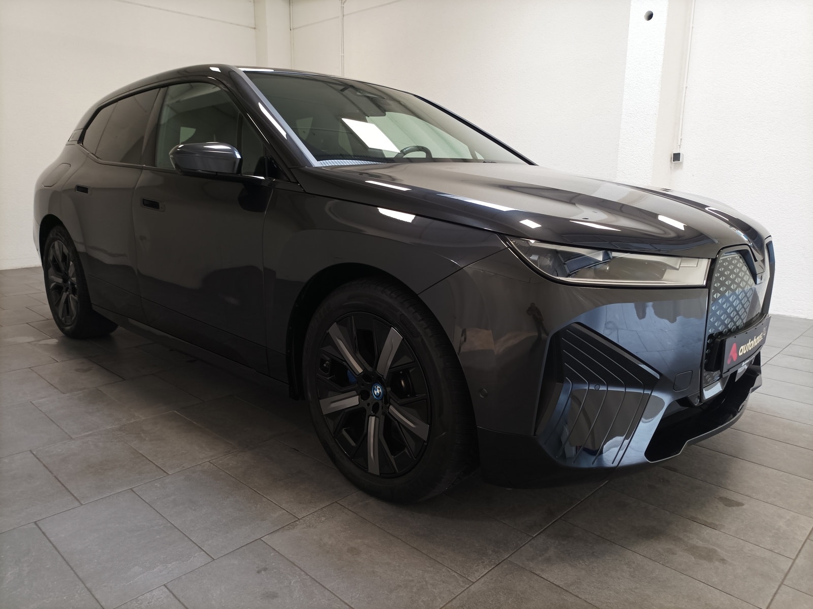 BMW iX SUV / Crossover / Geländewagen BMW iX xDrive40 Sports Utility Vehicle #1