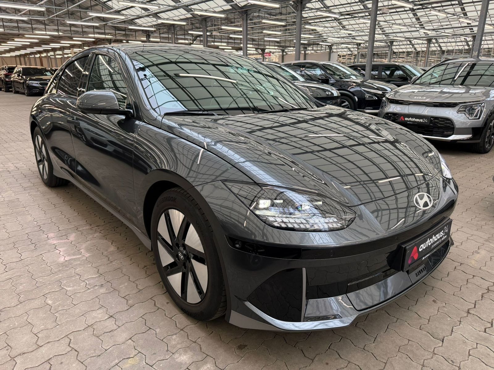 Hyundai IONIQ 6 Limousine HYUNDAI IONIQ 6 77,4kWh 168kW Dynamiq Limousine #1