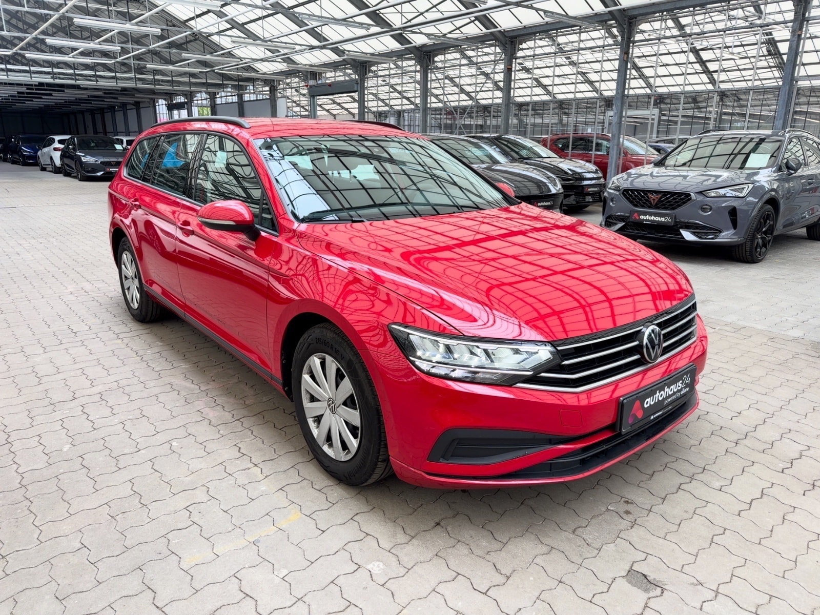 Volkswagen Passat Kombi VOLKSWAGEN Passat 2.0 TDI SCR Conceptline Variant Kombi #1
