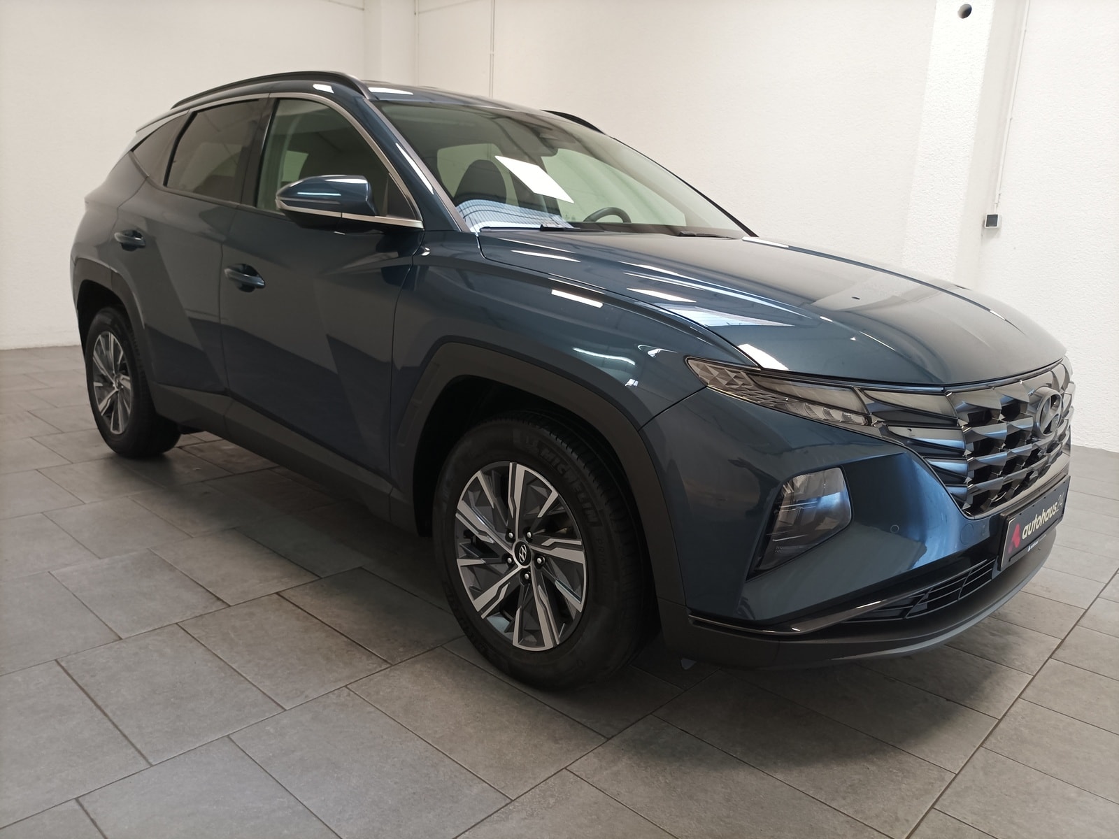 Hyundai Tucson SUV / Crossover / Geländewagen HYUNDAI Tucson 1.6 T-GDI 169kW Hybrid Trend Auto 4WD Sports Utility Vehicle #1