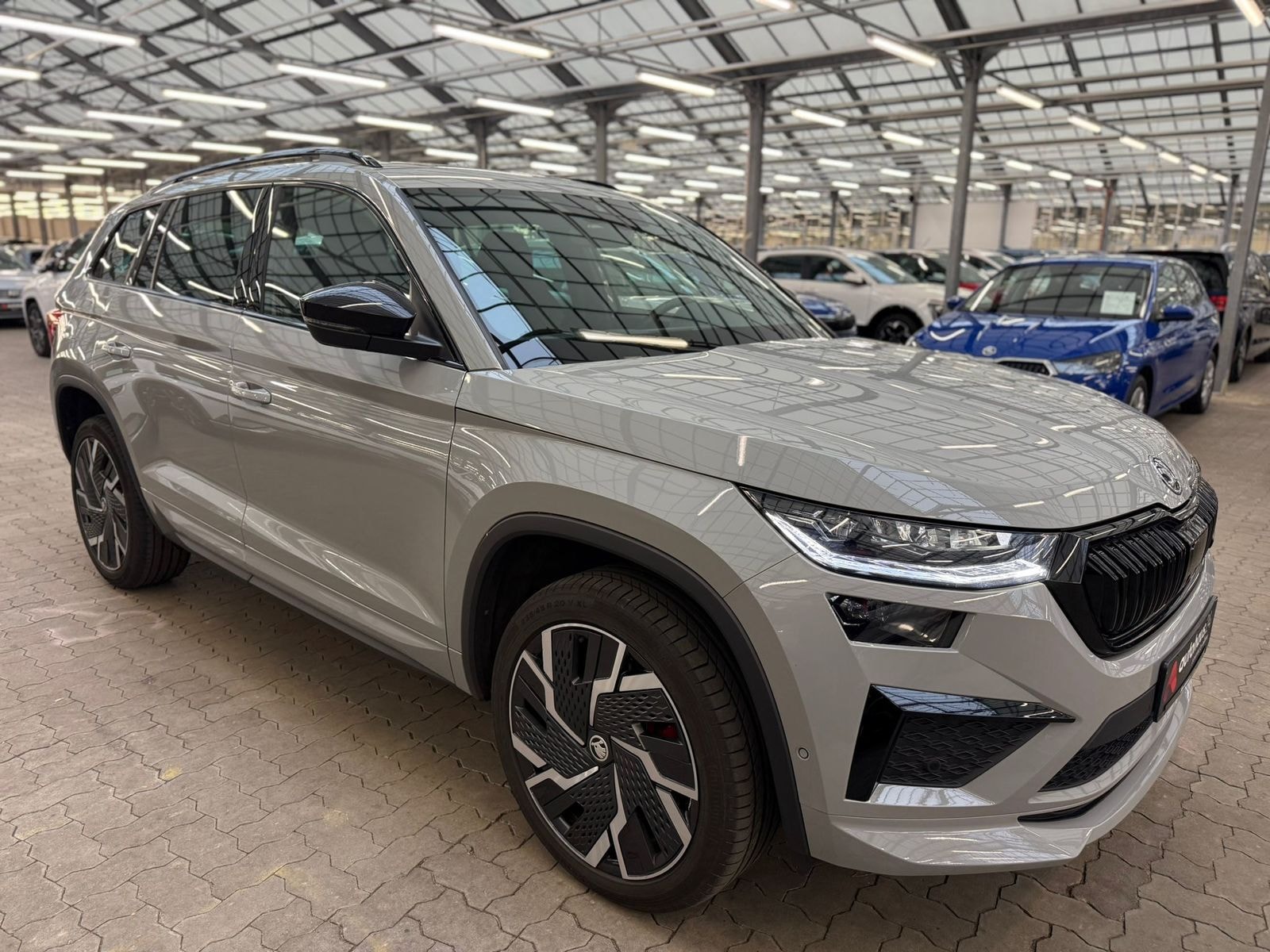 ŠKODA Kodiaq SUV / Crossover / Geländewagen SKODA Kodiaq 2.0 TSI DSG 4x4 RS Sports Utility Vehicle #1