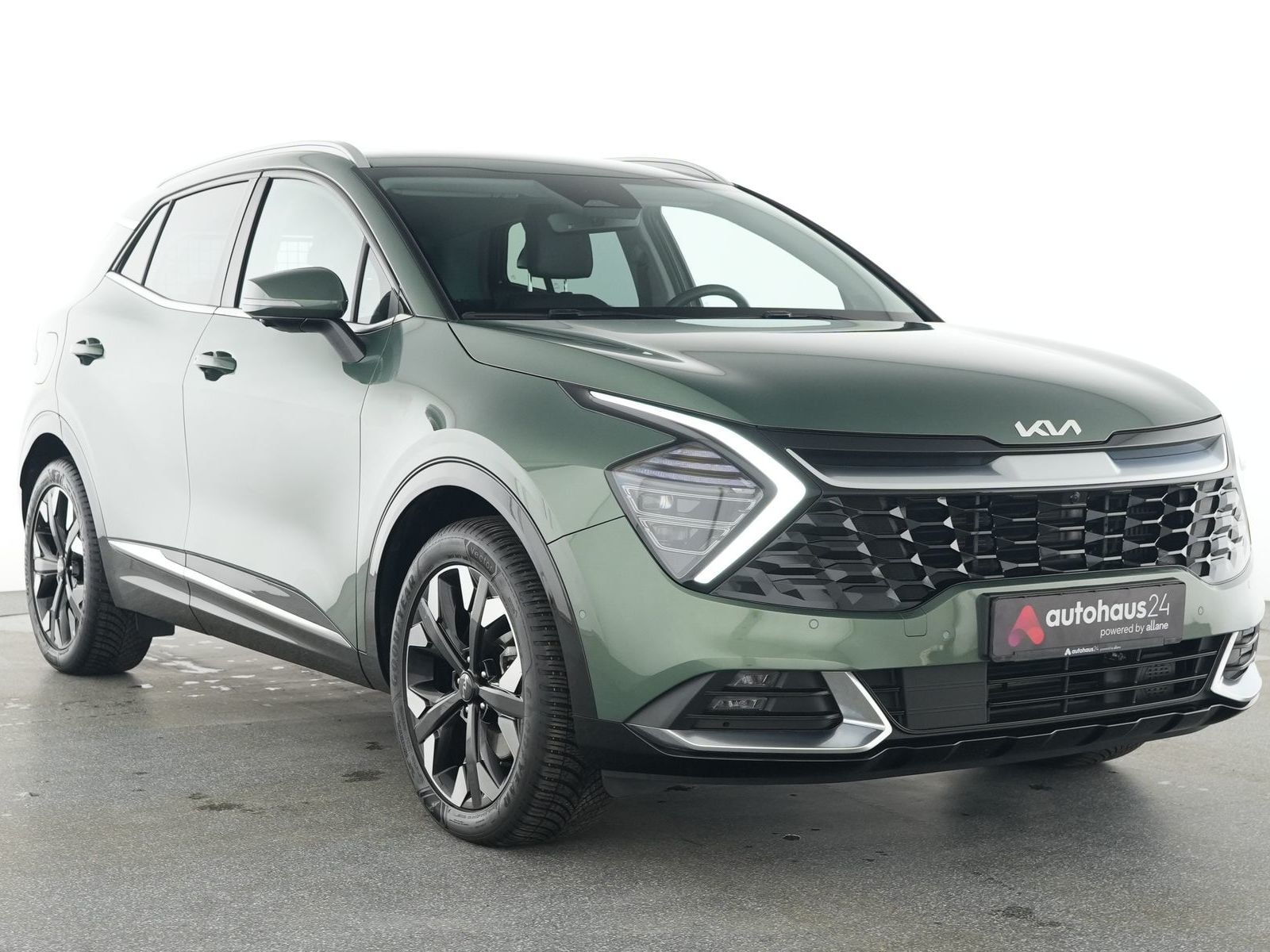 Kia Sportage SUV / Crossover / Geländewagen KIA Sportage 1.6 T-GDI Plug-in Hybrid Auto Spirit 4WD Sports Utility Vehicle #1