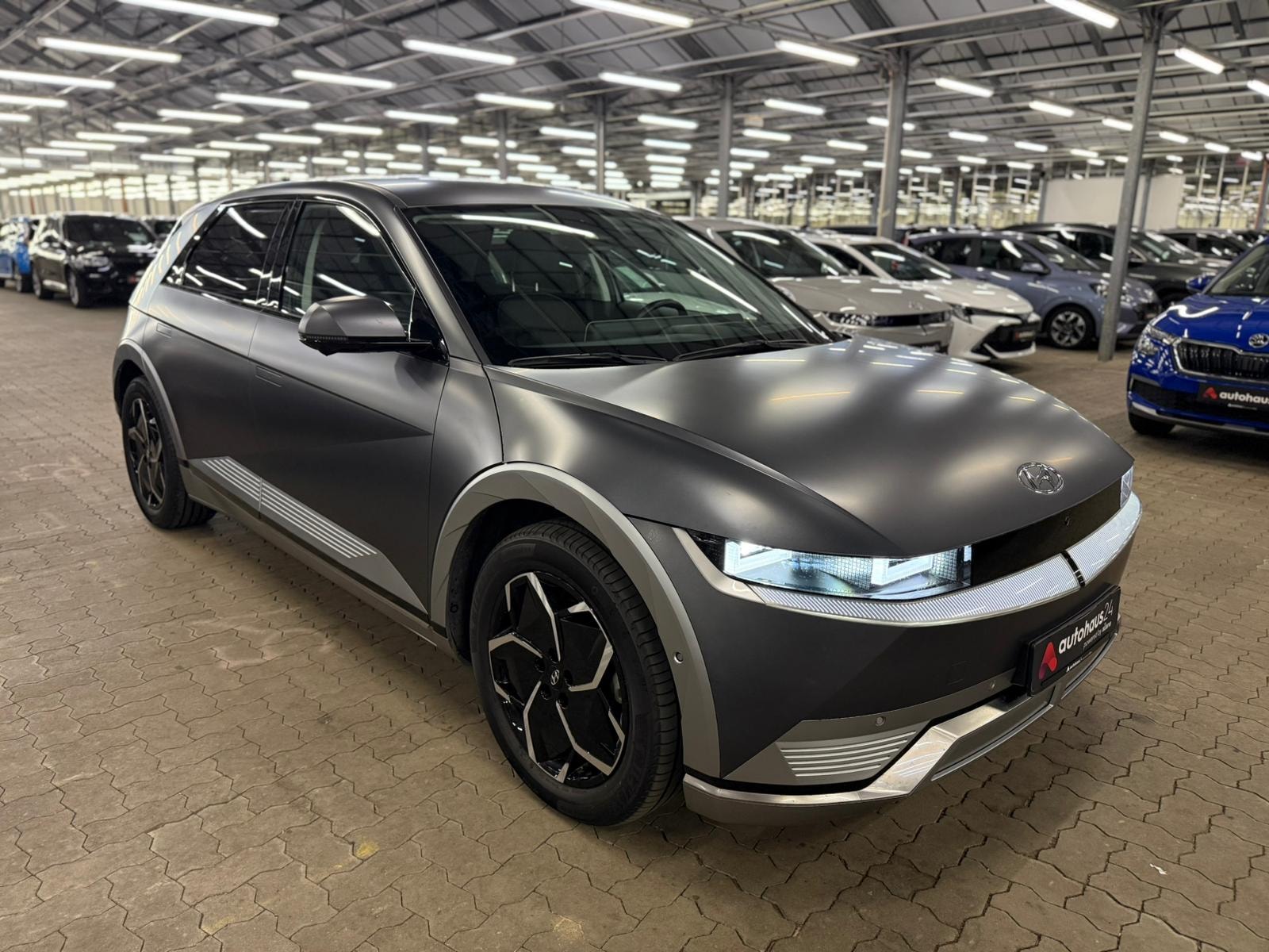 Hyundai IONIQ 5 Limousine HYUNDAI IONIQ 5 77,4 kWh Allradantrieb Sports Utility Vehicle #1