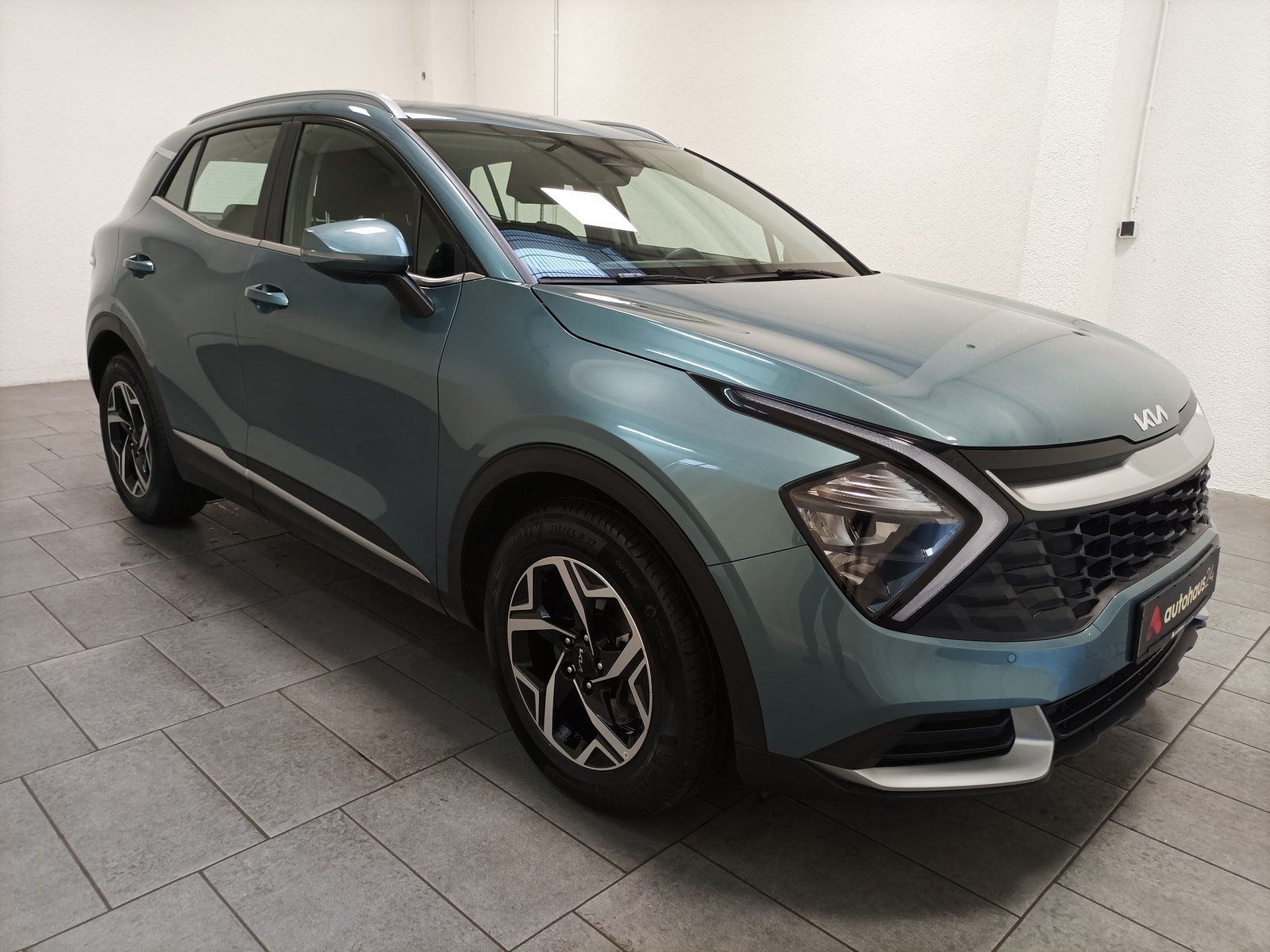 Kia Sportage SUV / Crossover / Geländewagen KIA Sportage 1.6 T-GDI Edition 7 110kW Sports Utility Vehicle #1