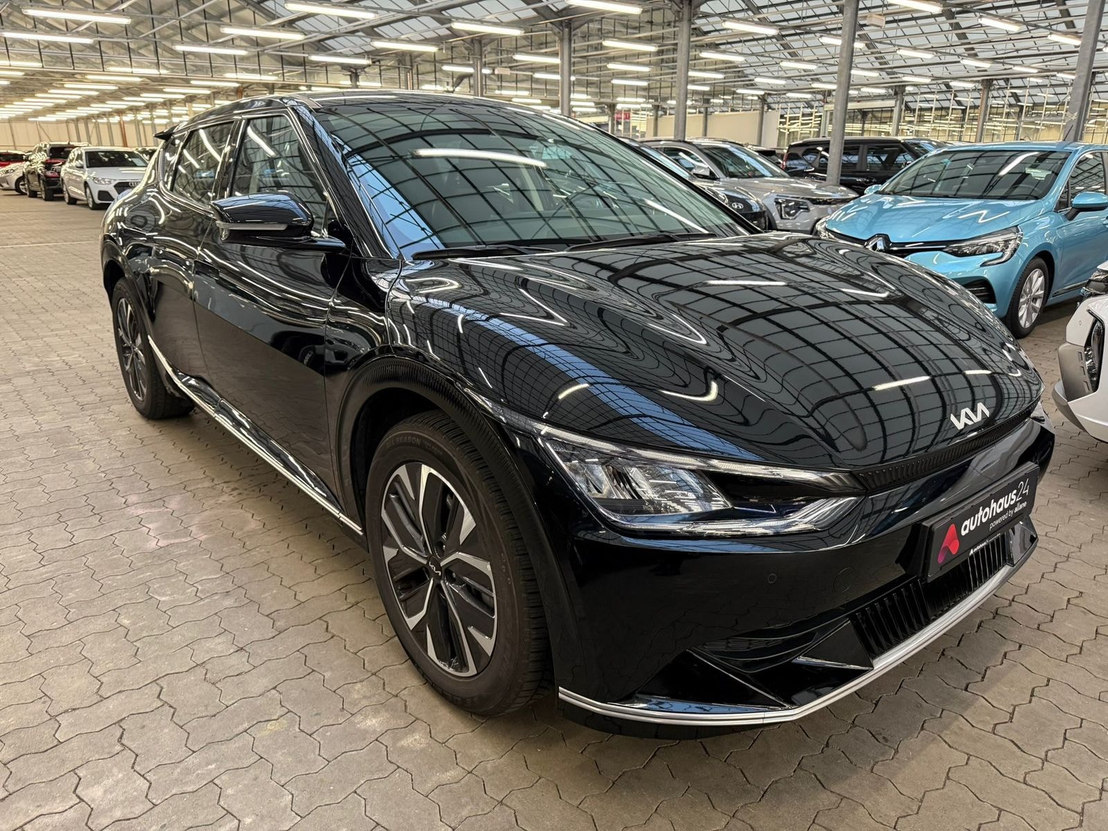 Kia EV6 SUV / Crossover / Geländewagen KIA EV6 77,4 kWh 168 kW Heckantrieb Sports Utility Vehicle #1