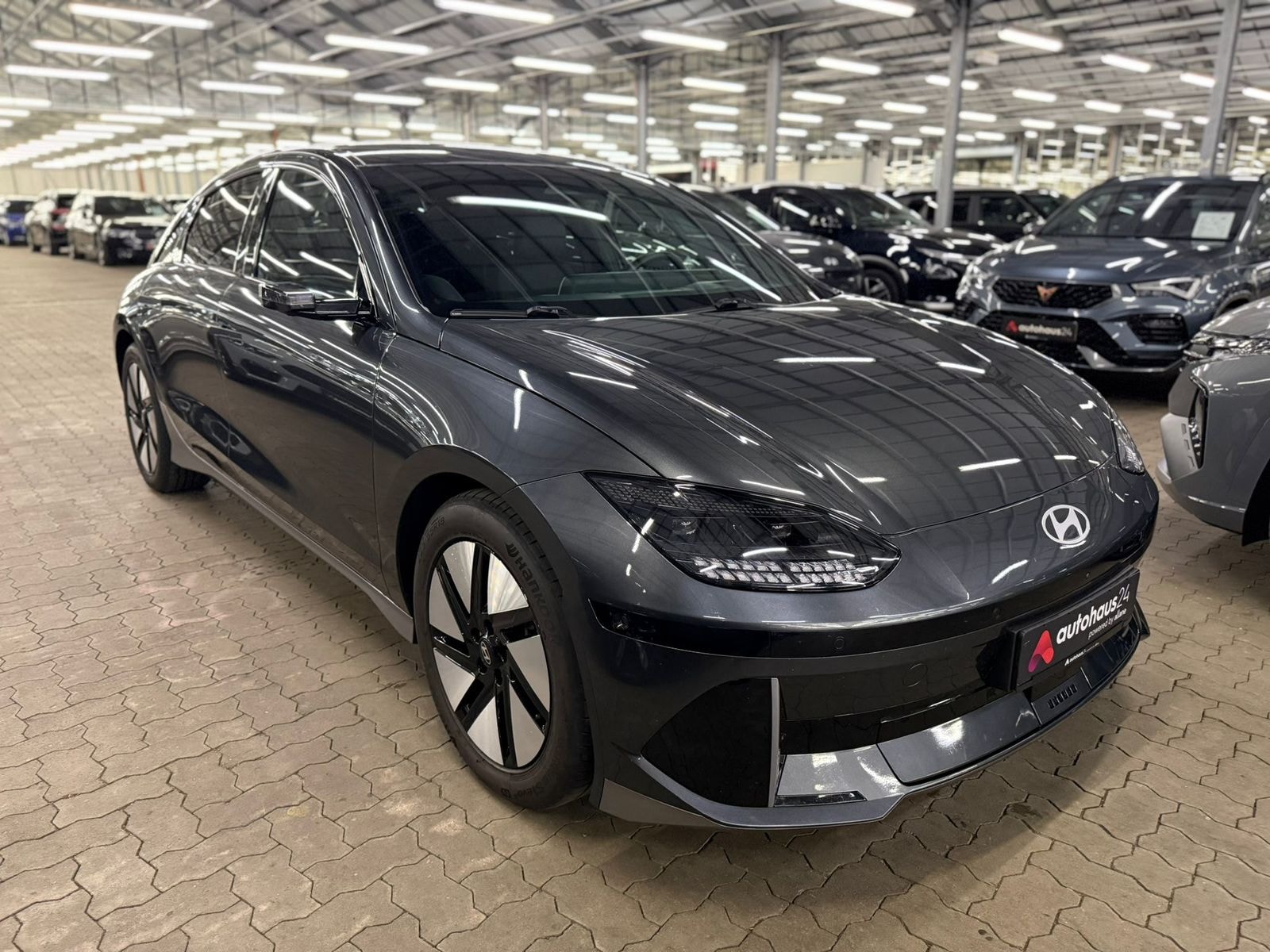 Hyundai IONIQ 6 Limousine HYUNDAI IONIQ 6 77,4kWh 168kW Dynamiq Limousine #1