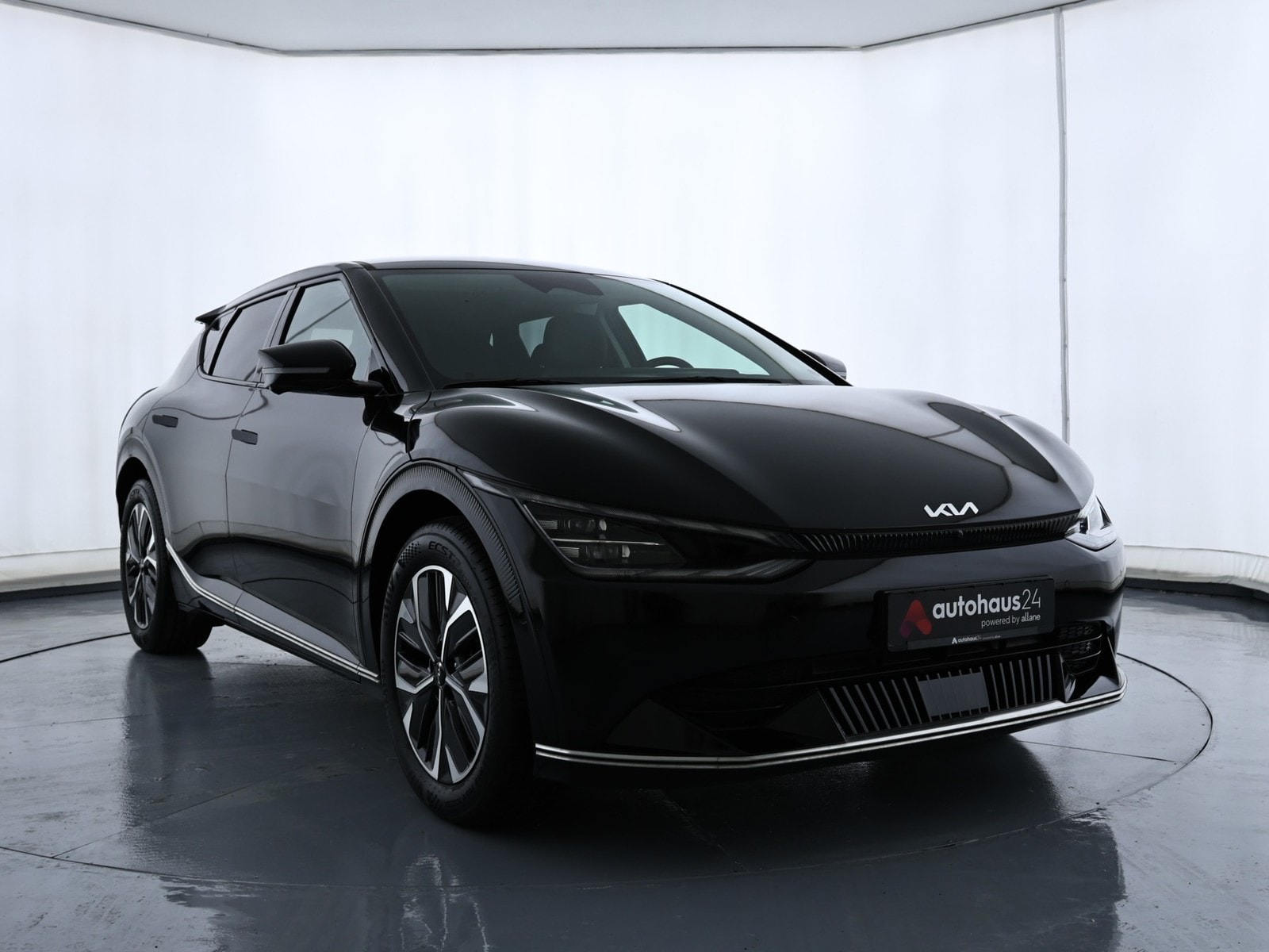 Kia EV6 SUV / Crossover / Geländewagen KIA EV6 77,4 kWh 168 kW Heckantrieb Sports Utility Vehicle #1