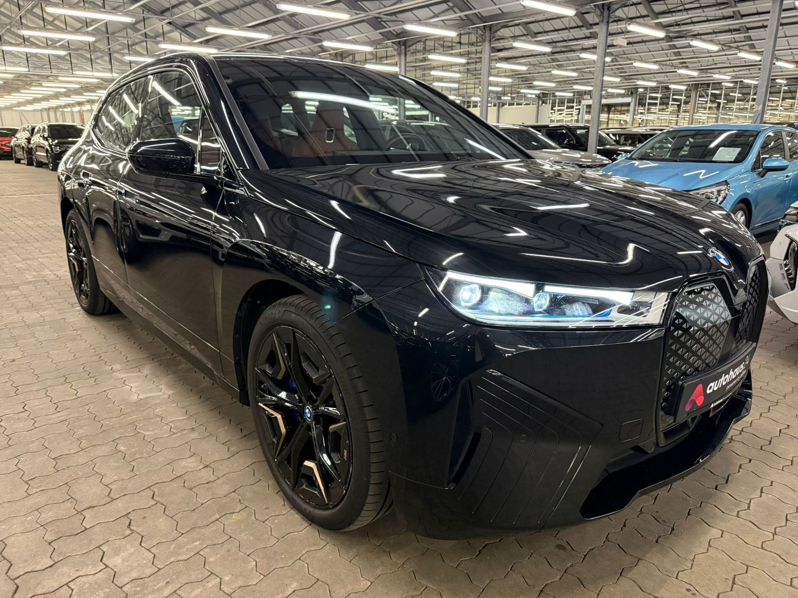 BMW iX SUV / Crossover / Geländewagen BMW iX xDrive50 Sports Utility Vehicle #1