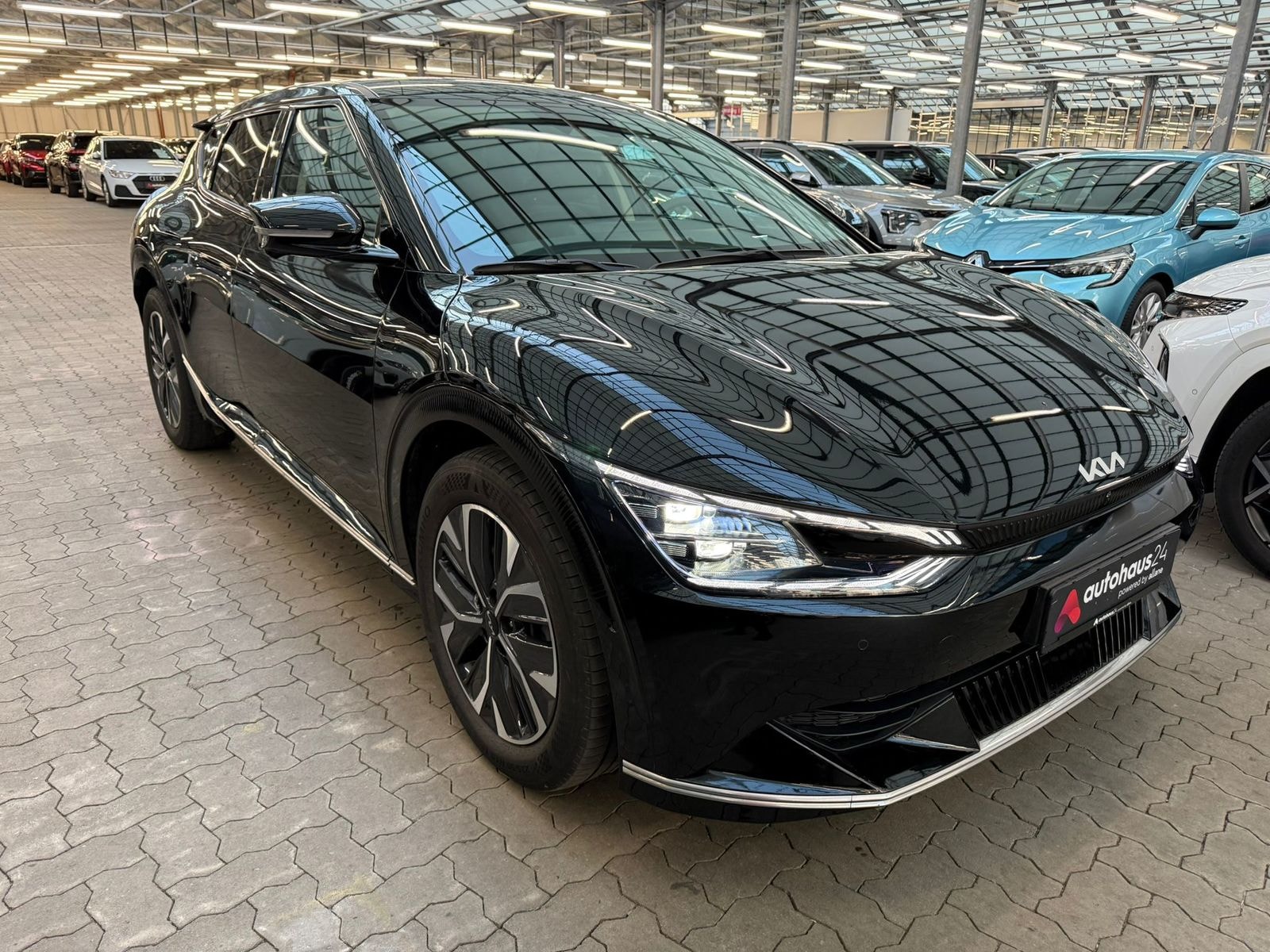 Kia EV6 SUV / Crossover / Geländewagen KIA EV6 77,4 kWh 239 kW Allradantrieb Sports Utility Vehicle #1