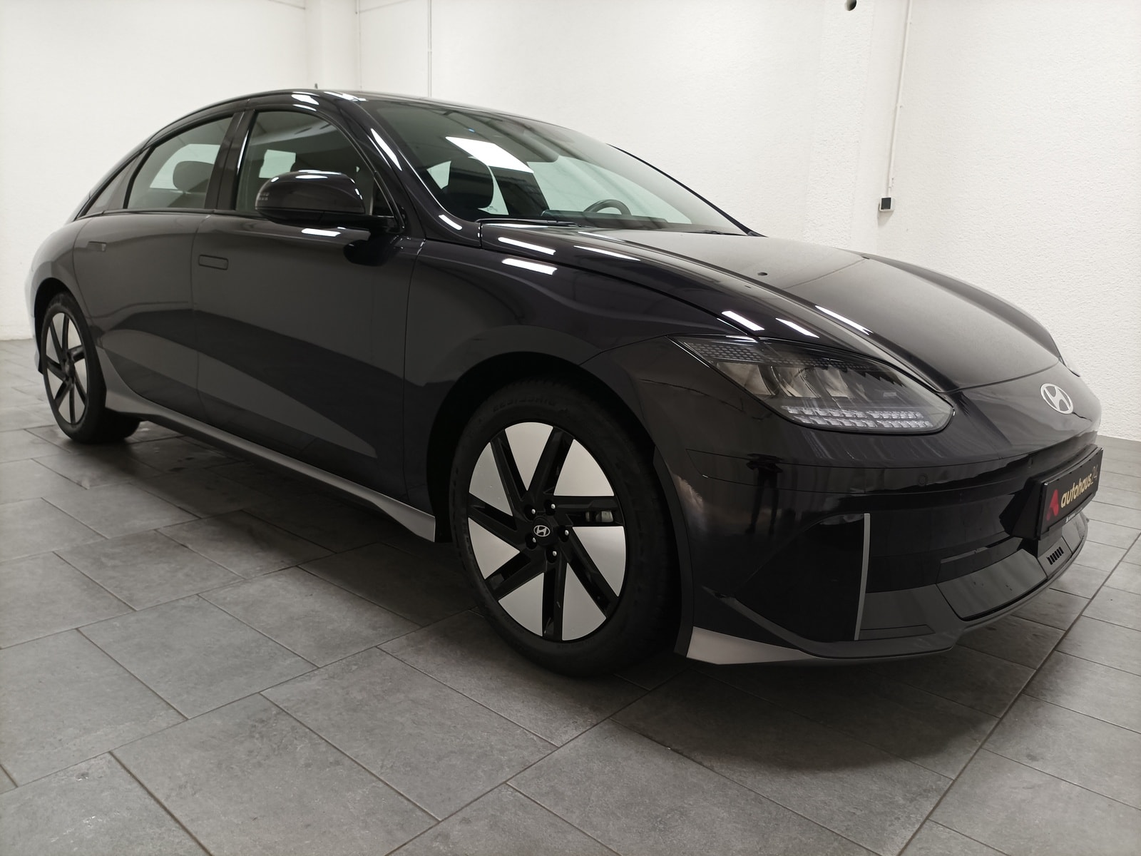 Hyundai IONIQ 6 Limousine HYUNDAI IONIQ 6 53kWh 111kW Limousine #1