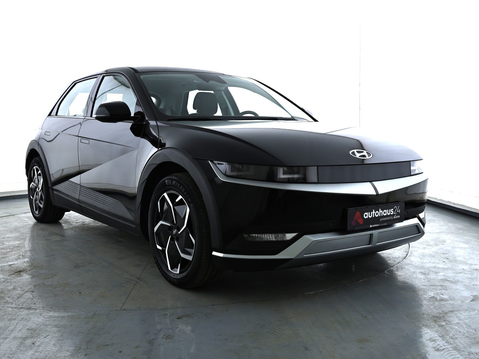 Hyundai IONIQ 5 Limousine HYUNDAI IONIQ 5 58 kWh Heckantrieb Sports Utility Vehicle #1