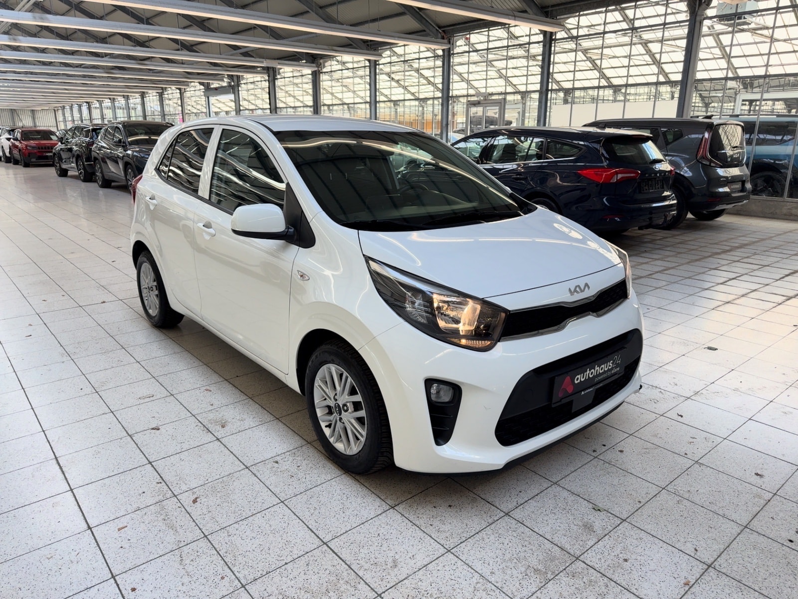 Kia Picanto Limousine KIA Picanto 1.0 Vision Schräghecklimousine #1