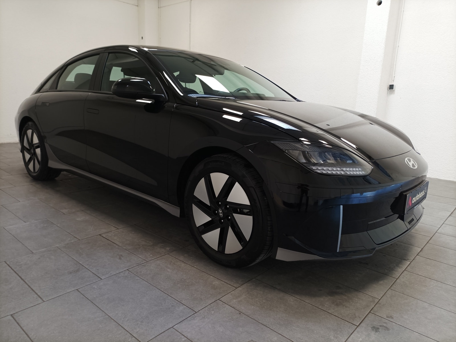 Hyundai IONIQ 6 Limousine HYUNDAI IONIQ 6 53kWh 111kW Limousine #1