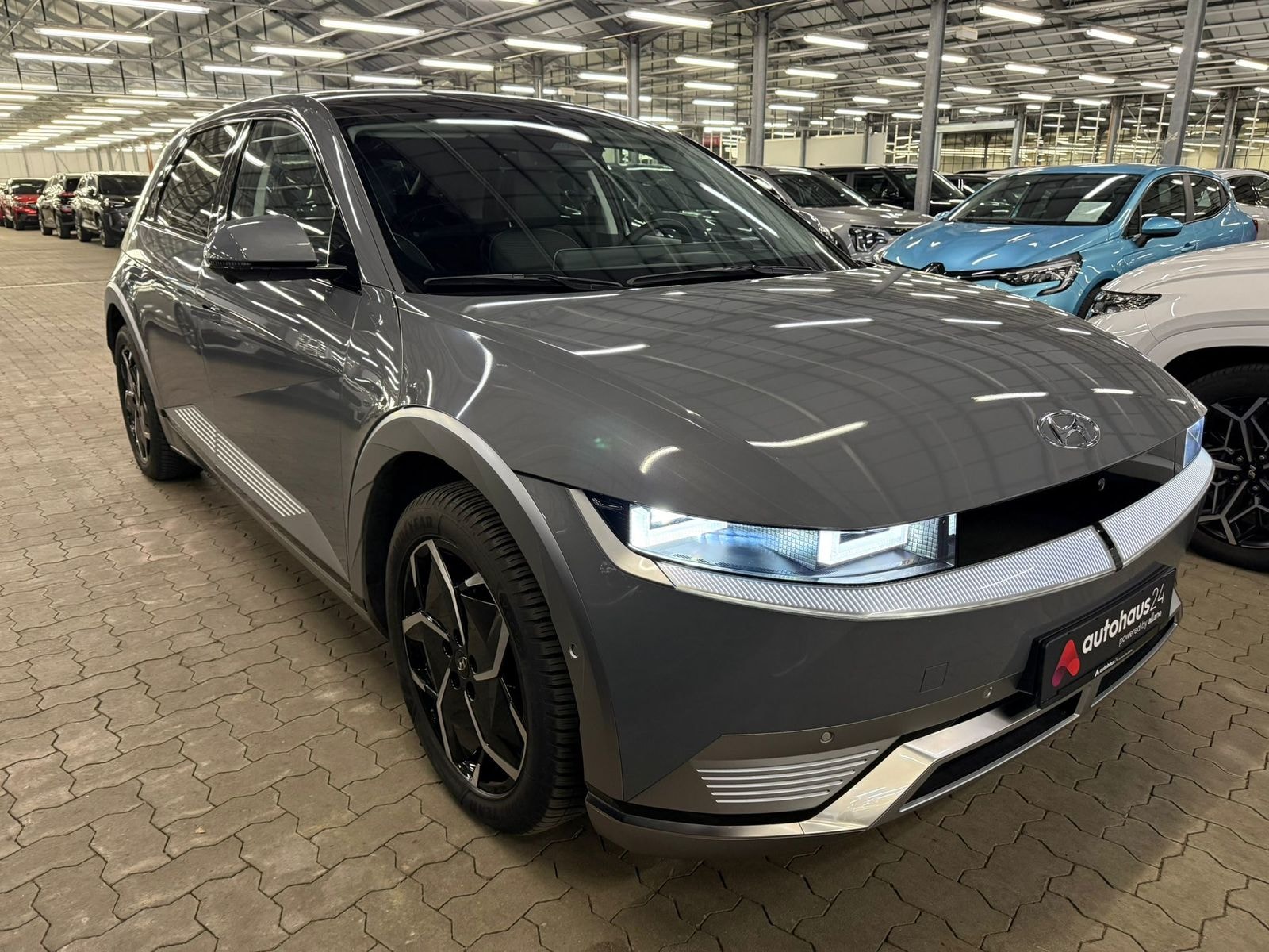 Hyundai IONIQ 5 Limousine HYUNDAI IONIQ 5 77,4 kWh Allradantrieb Sports Utility Vehicle #1