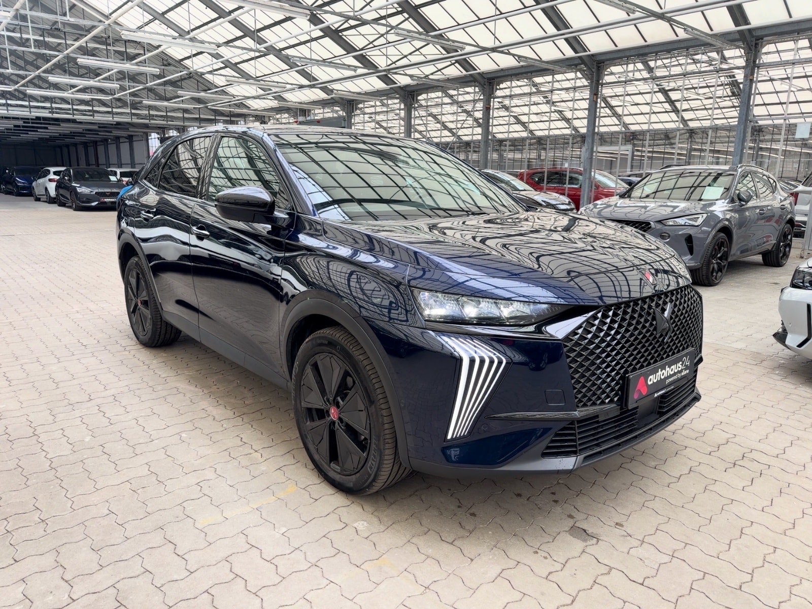 DS Automobiles DS 7 SUV / Crossover / Geländewagen DS DS 7 BlueHDi 130 Performance Line Automatik Sports Utility Vehicle #1