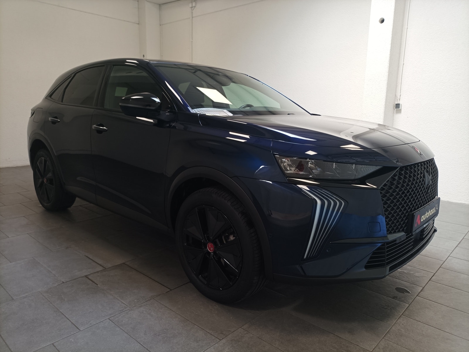 DS Automobiles DS 7 SUV / Crossover / Geländewagen DS DS 7 BlueHDi 130 Performance Line Automatik Sports Utility Vehicle #1