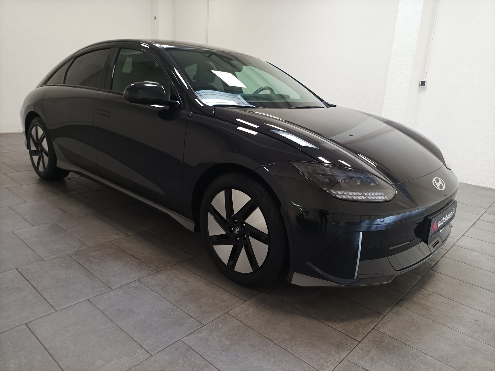 Hyundai IONIQ 6 Limousine HYUNDAI IONIQ 6 53kWh 111kW Limousine #1