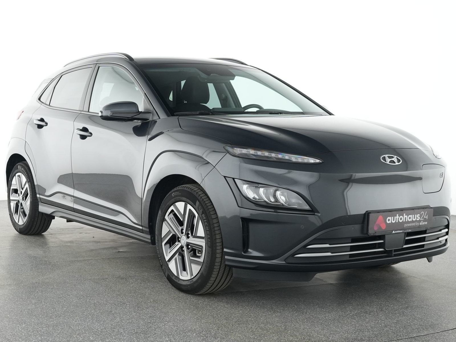 Hyundai Kona SUV / Crossover / Geländewagen HYUNDAI Kona ELEKTRO 100kW Advantage-Paket Sports Utility Vehicle #1