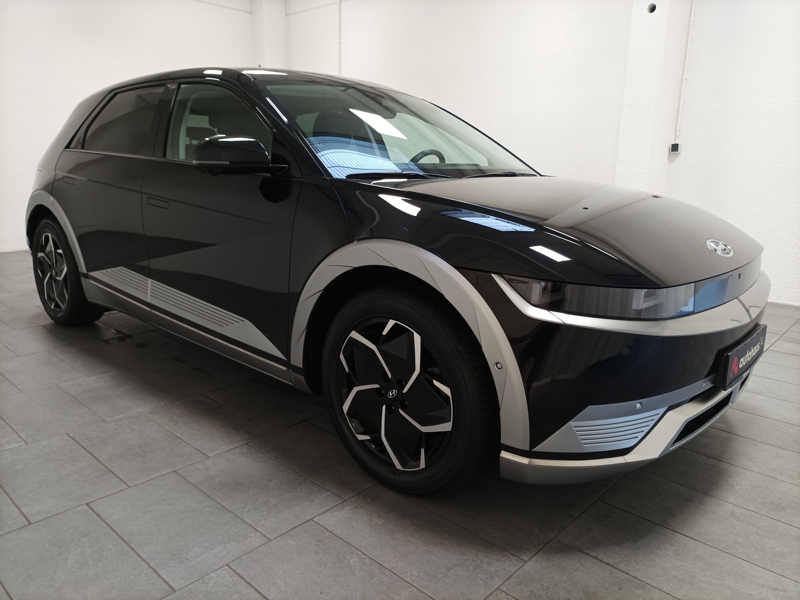 Hyundai IONIQ 5 Limousine HYUNDAI IONIQ 5 77,4 kWh Allradantrieb Sports Utility Vehicle #1