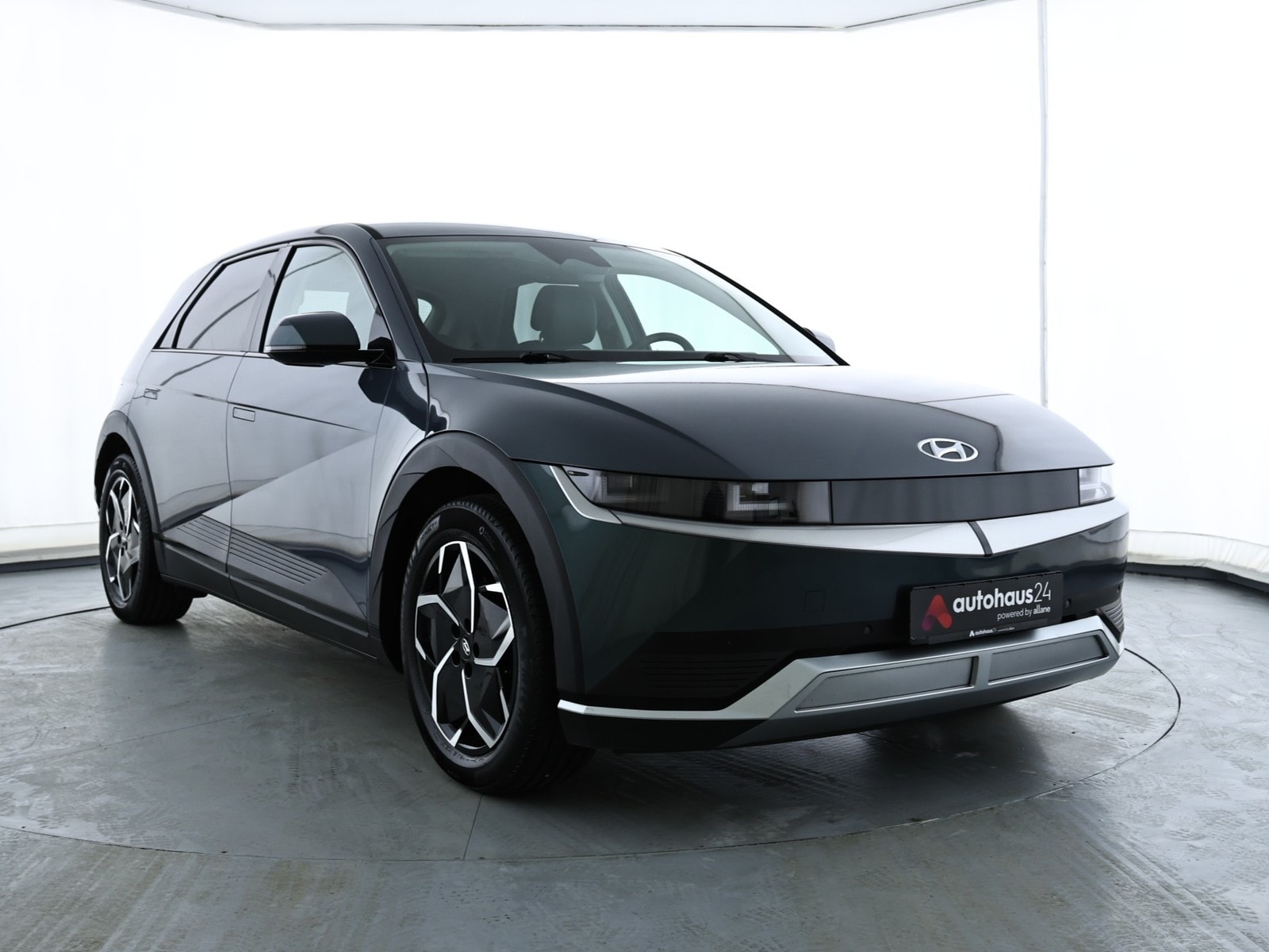 Hyundai IONIQ 5 Limousine HYUNDAI IONIQ 5 77,4 kWh Allradantrieb Sports Utility Vehicle #1