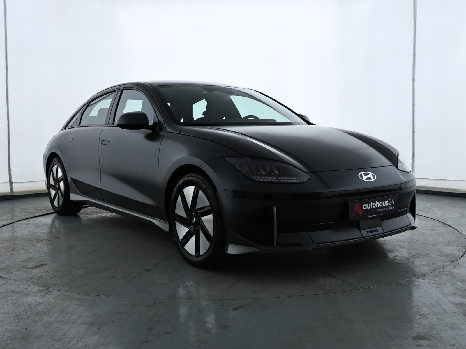 Hyundai IONIQ 6 Limousine HYUNDAI IONIQ 6 77,4kWh 168kW Dynamiq Limousine #1