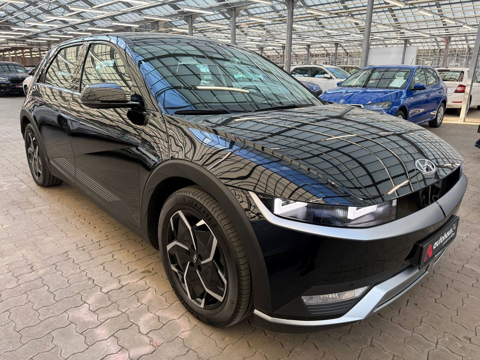 Hyundai IONIQ 5 Limousine HYUNDAI IONIQ 5 77,4 kWh Heckantrieb Sports Utility Vehicle #1