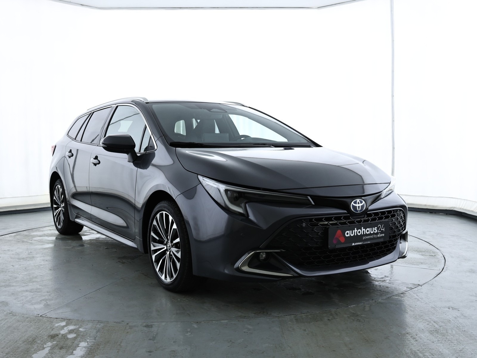 Toyota Corolla Kombi TOYOTA Corolla 1,8 Hybrid Team Deutschl Touring Sports Kombi #1