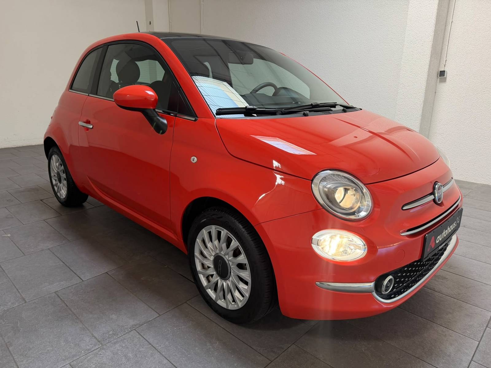 Fiat 500 Limousine FIAT 500 1.0 GSE N3 Hybrid DOLCEVITA Schräghecklimousine #1