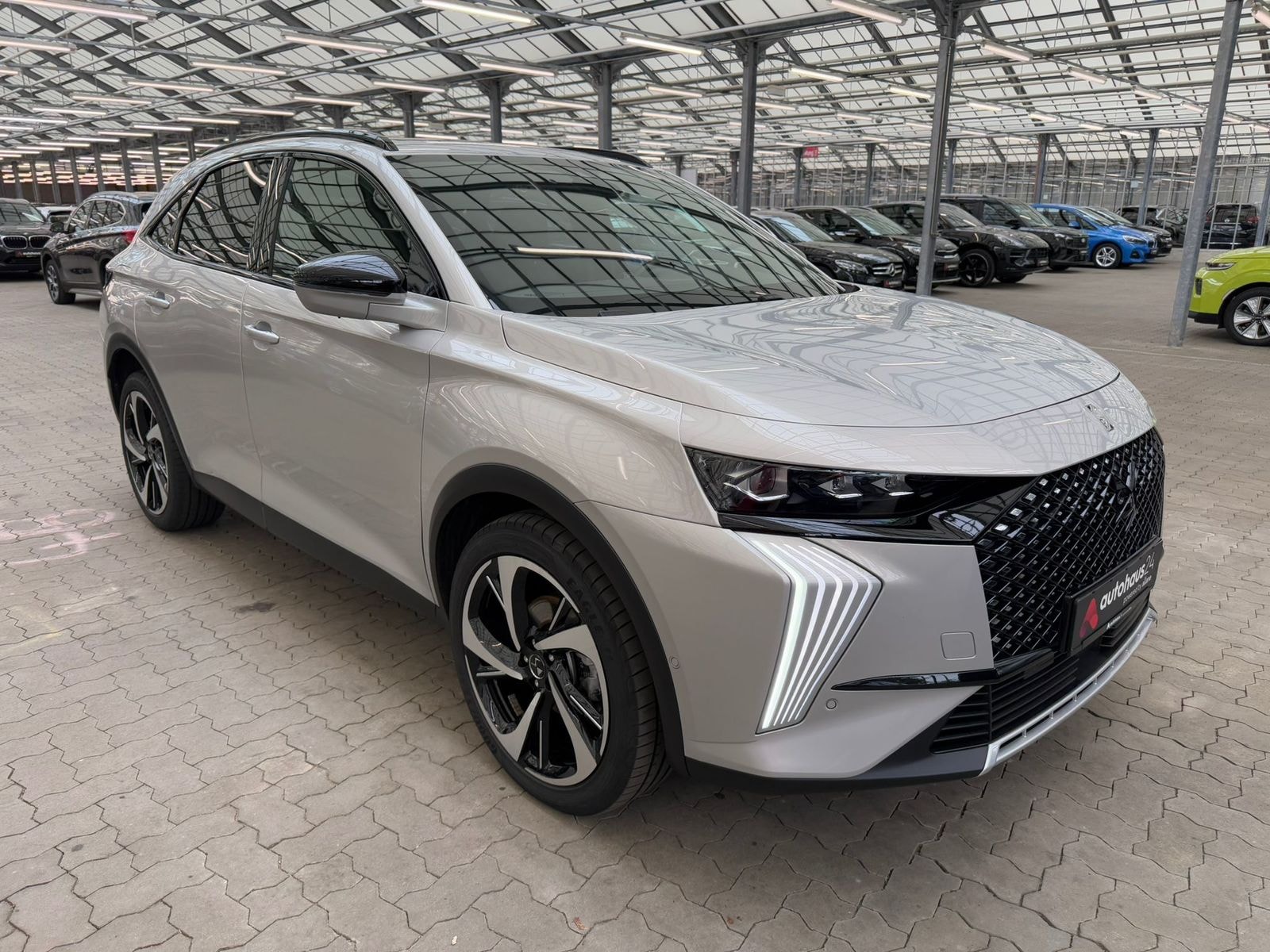 DS Automobiles DS 7 SUV / Crossover / Geländewagen DS DS 7 BlueHDi 130 Opera Automatik Sports Utility Vehicle #1