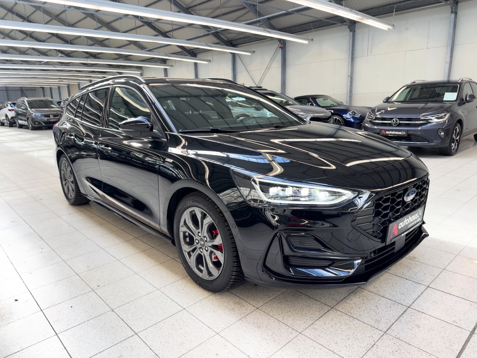 Ford Focus Kombi FORD Focus 1,0 EcoBoost Hyb. 114kW ST-Line X Tur AT Kombi #1