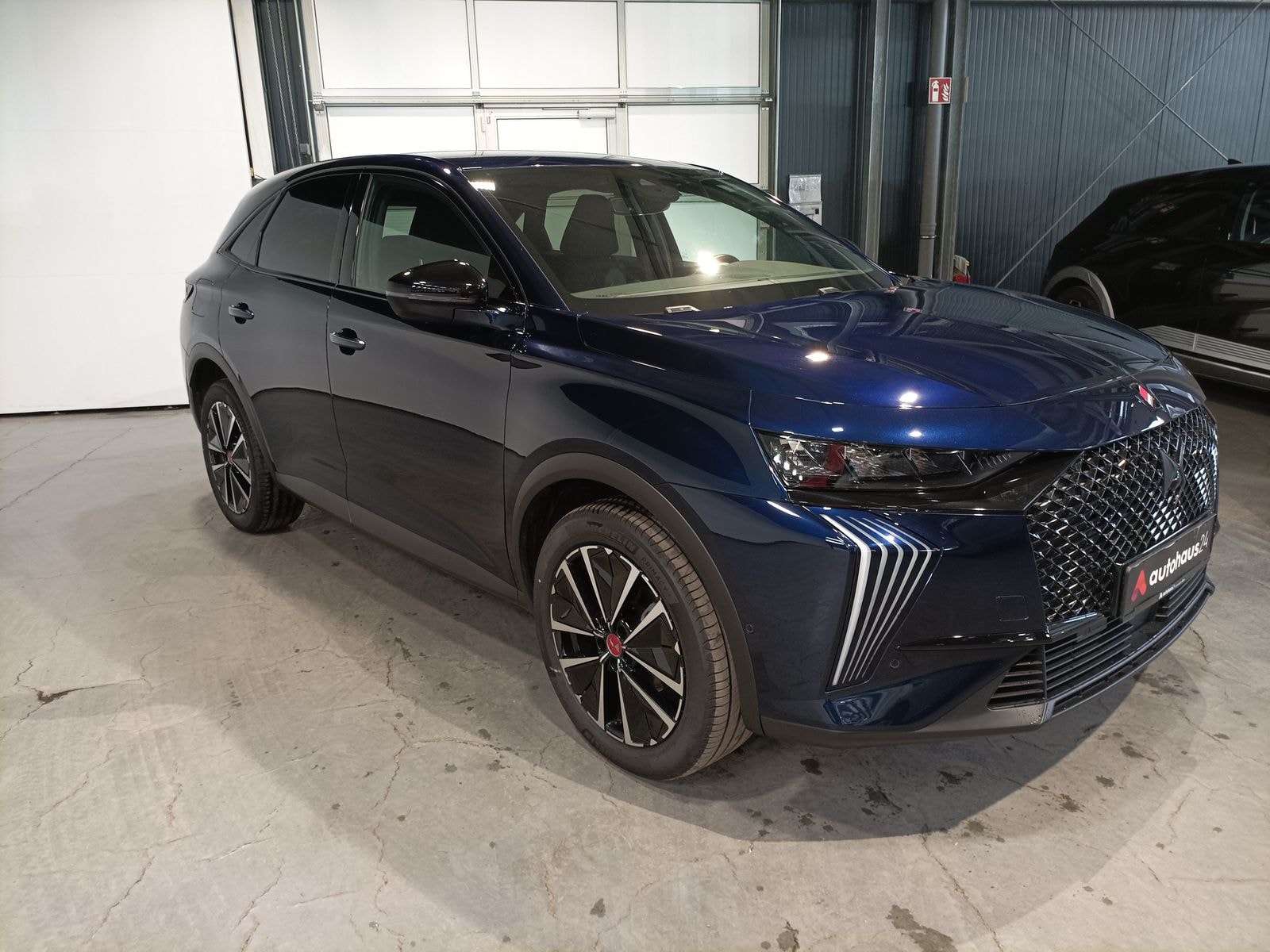 DS Automobiles DS 7 SUV / Crossover / Geländewagen DS DS 7 BlueHDi 130 Performance Line Automatik Sports Utility Vehicle #1