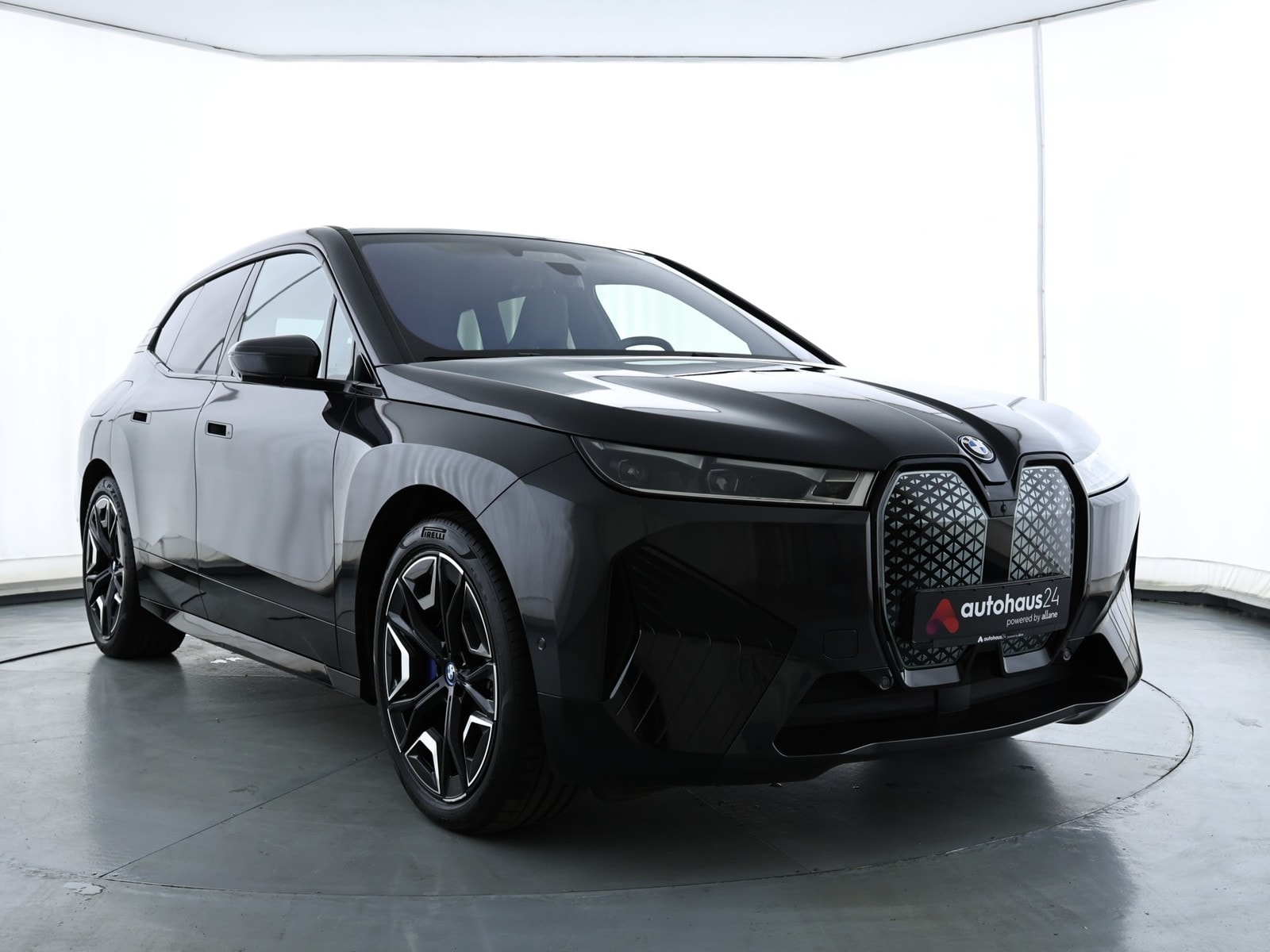 BMW iX SUV / Crossover / Geländewagen BMW iX xDrive50 Sports Utility Vehicle #1