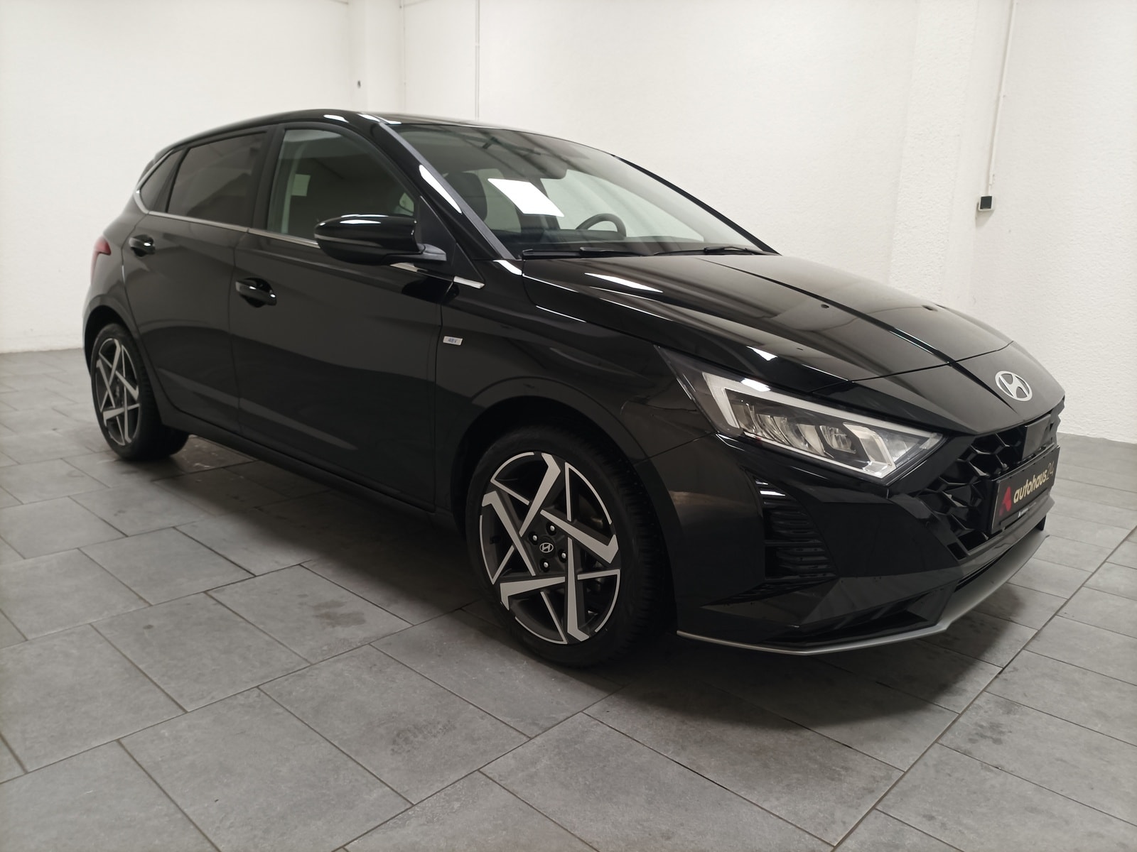 Hyundai i20 Limousine HYUNDAI i20 1.0 T-GDI 88kW Hybrid DCT Prime Schräghecklimousine #1