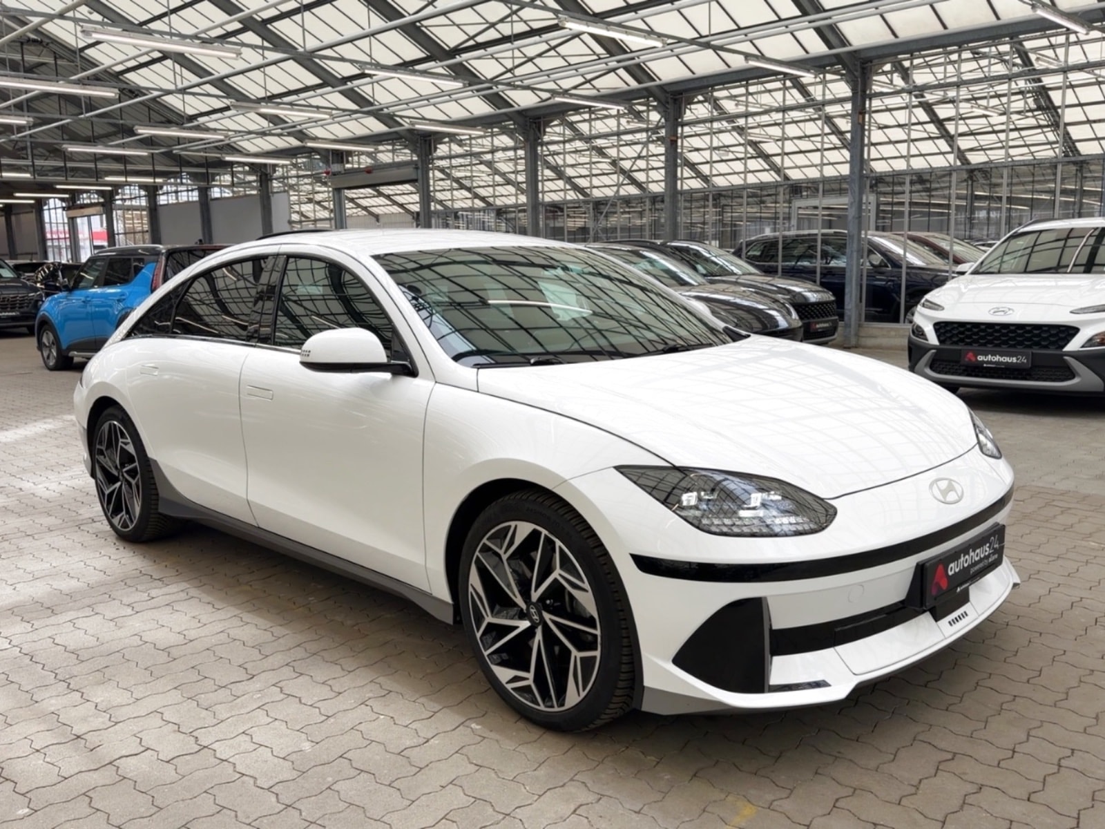 Hyundai IONIQ 6 Limousine HYUNDAI IONIQ 6 77,4kWh 168kW Dynamiq Limousine #1