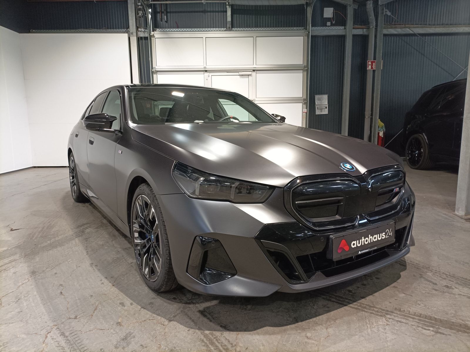 BMW i5 Limousine BMW i5 M60 xDrive Limousine #1