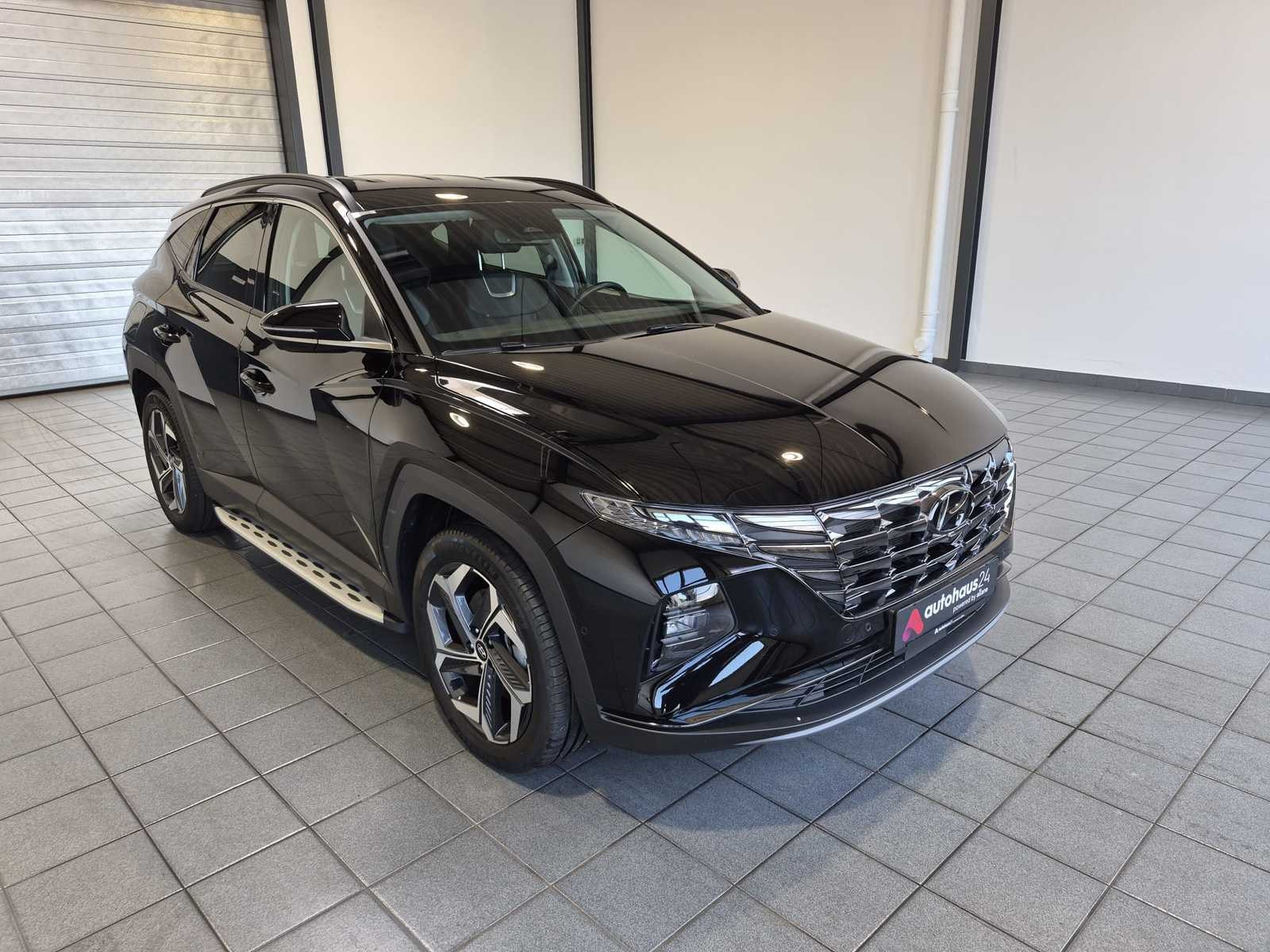 Hyundai Tucson SUV / Crossover / Geländewagen HYUNDAI Tucson 1.6 T-GDI Plug-in Hybrid 4WD Auto Sports Utility Vehicle #1